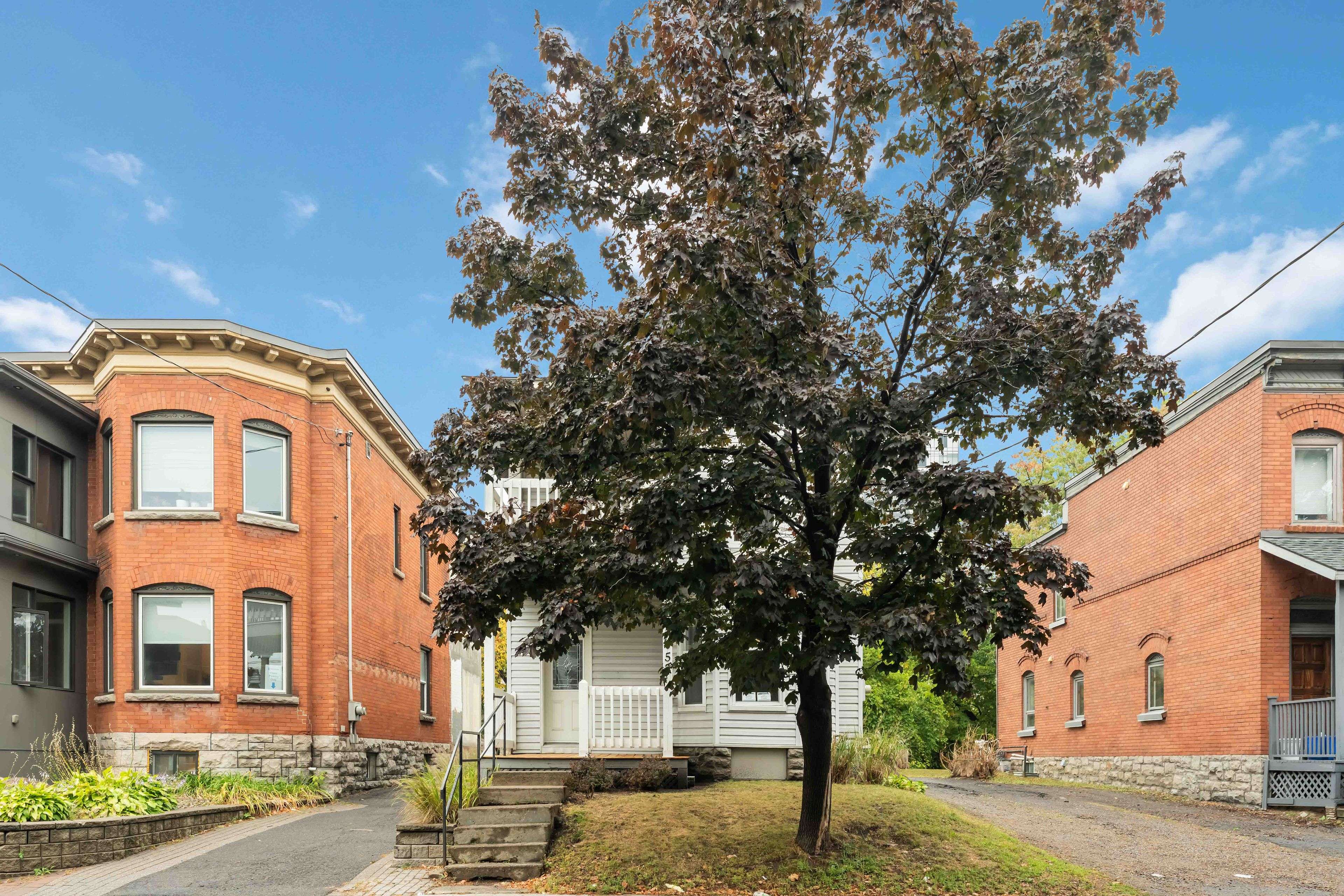 Glebe - Ottawa East And Area, ON K1S 1X1,205 Pretoria AVE