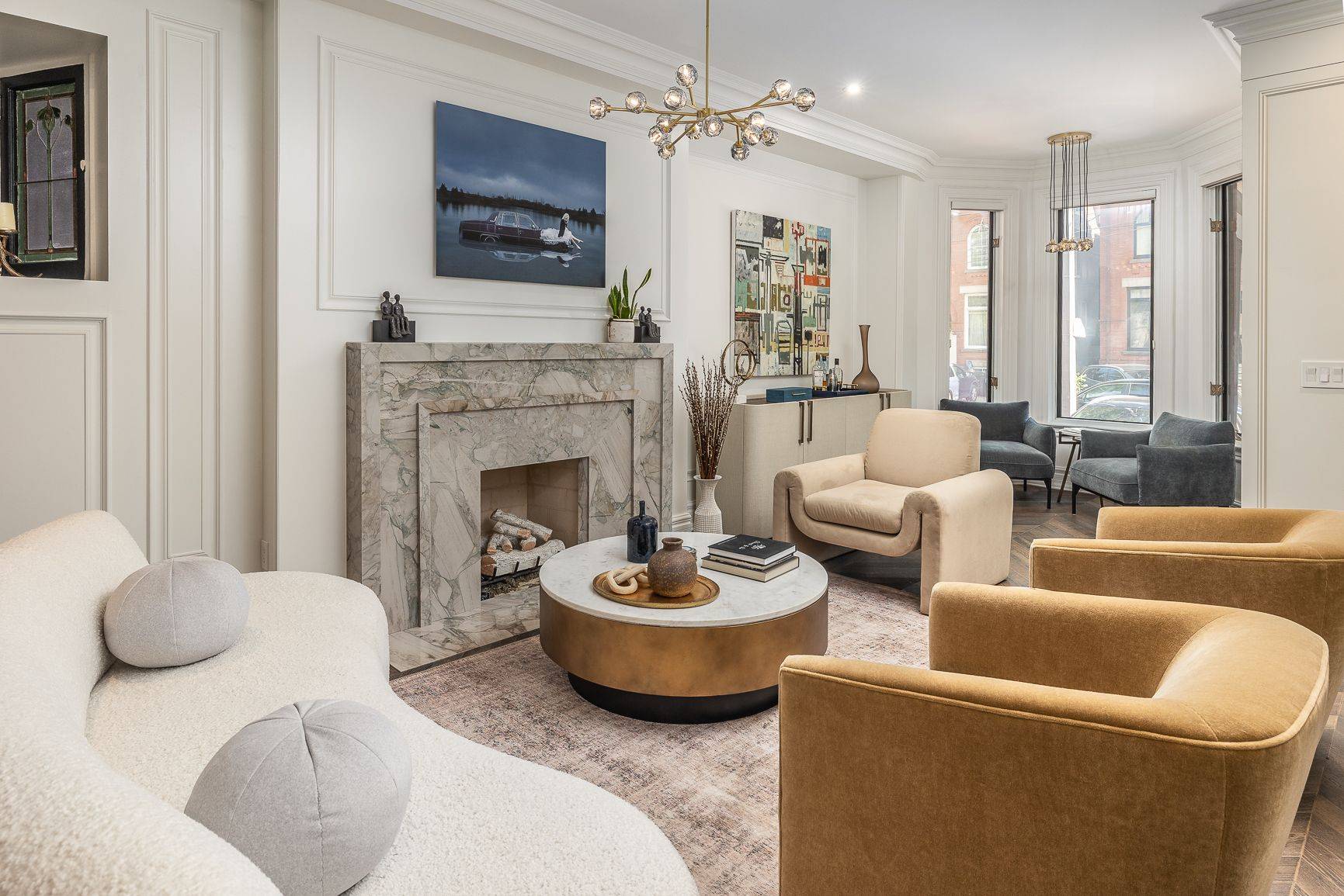 Toronto C02, ON M5R 1R2,40 Bernard AVE