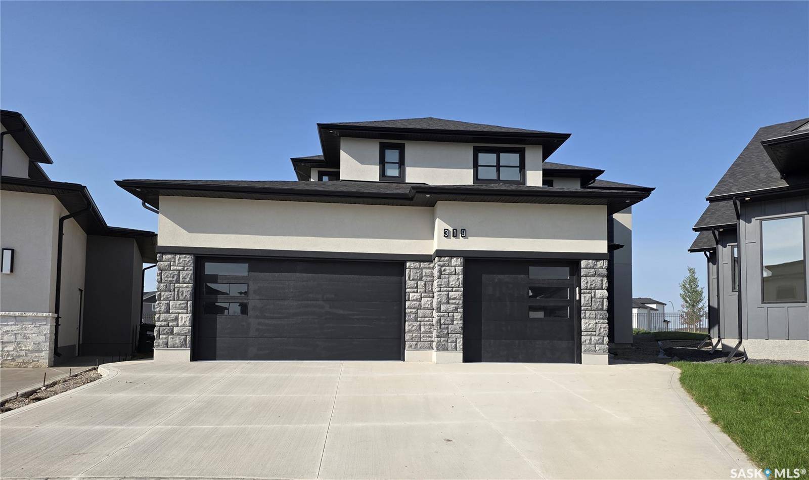 Saskatoon, SK S7W 1E5,319 Woolf BAY