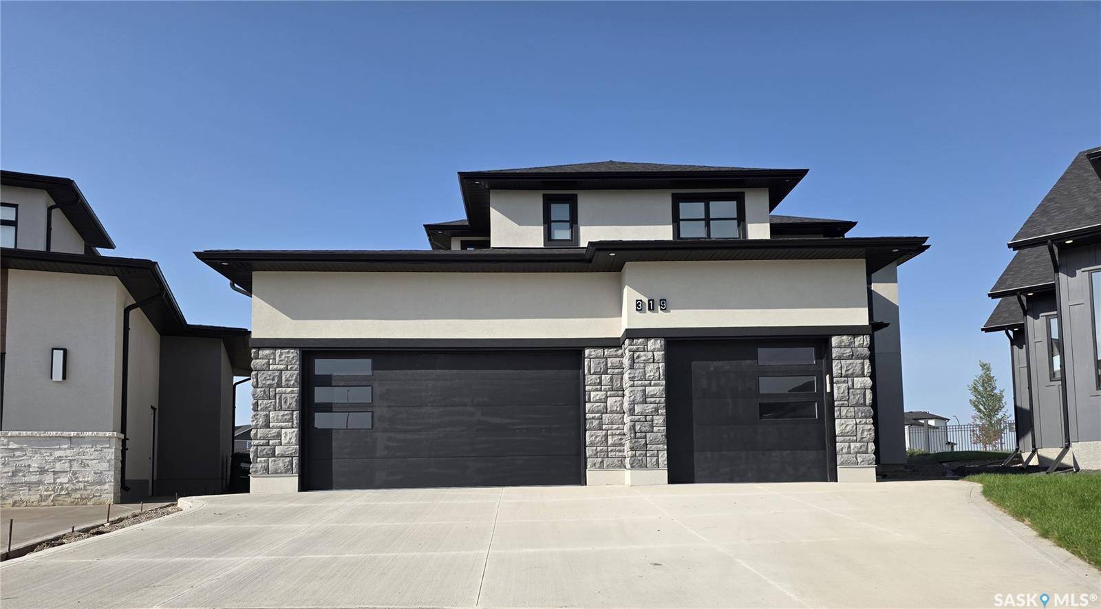 Saskatoon, SK S7W 1E5,319 Woolf BAY