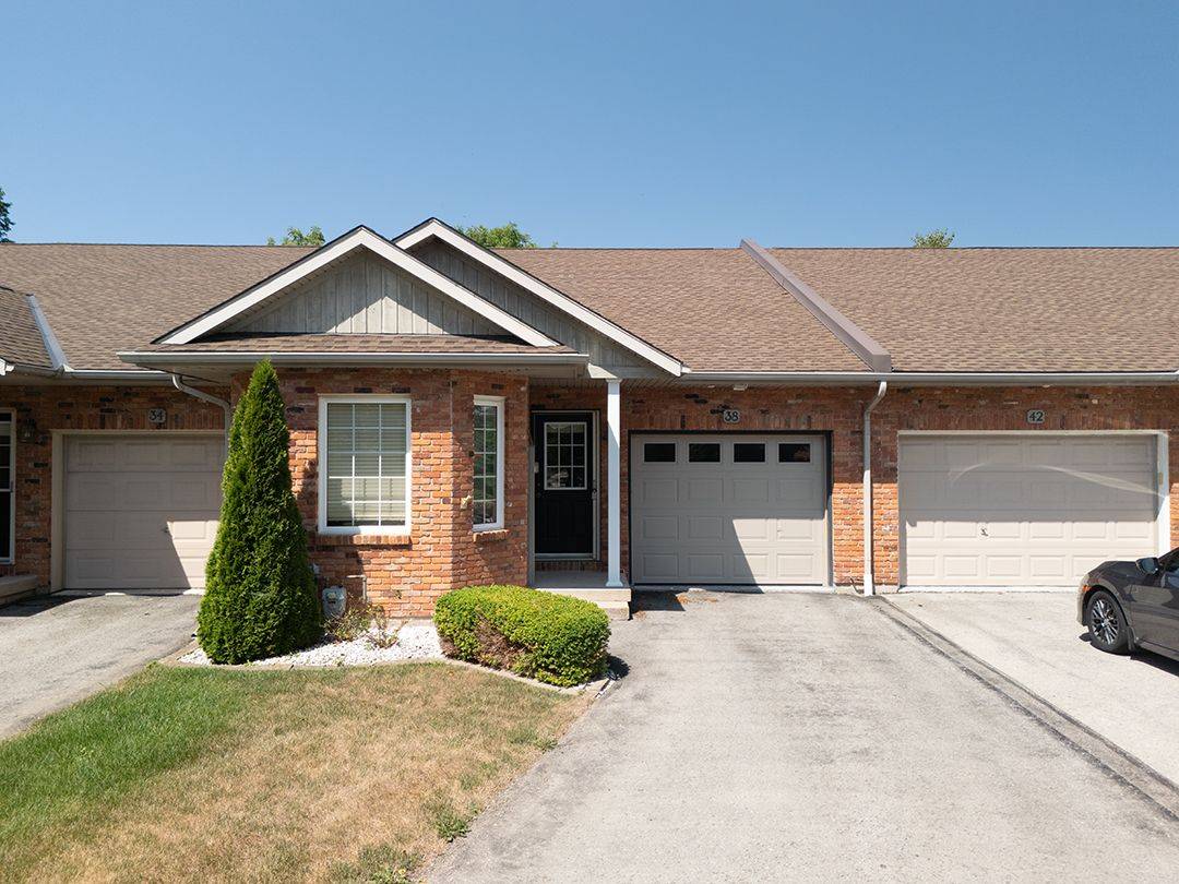 Port Colborne, ON L3K 6G7,38 Maple ST