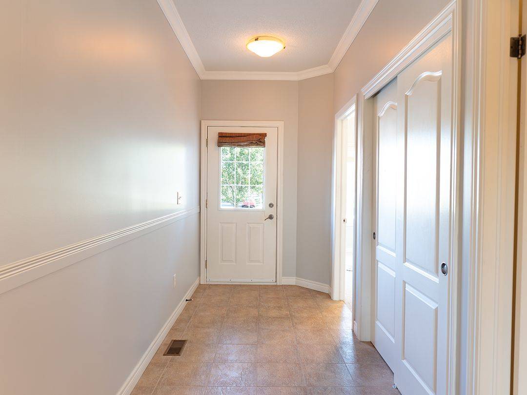 Port Colborne, ON L3K 6G7,38 Maple ST