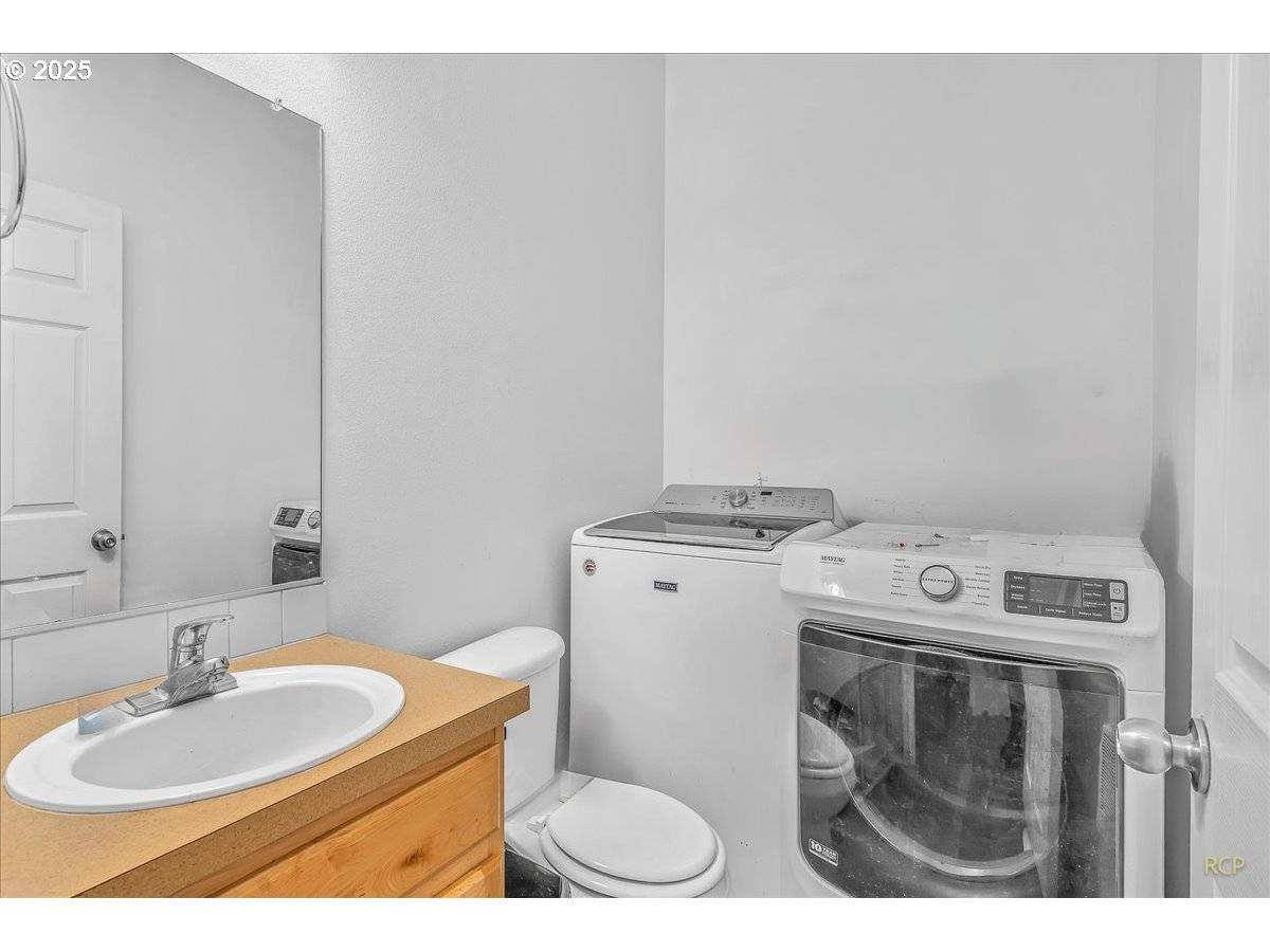 St Helens, OR 97051,34937 BURT RD