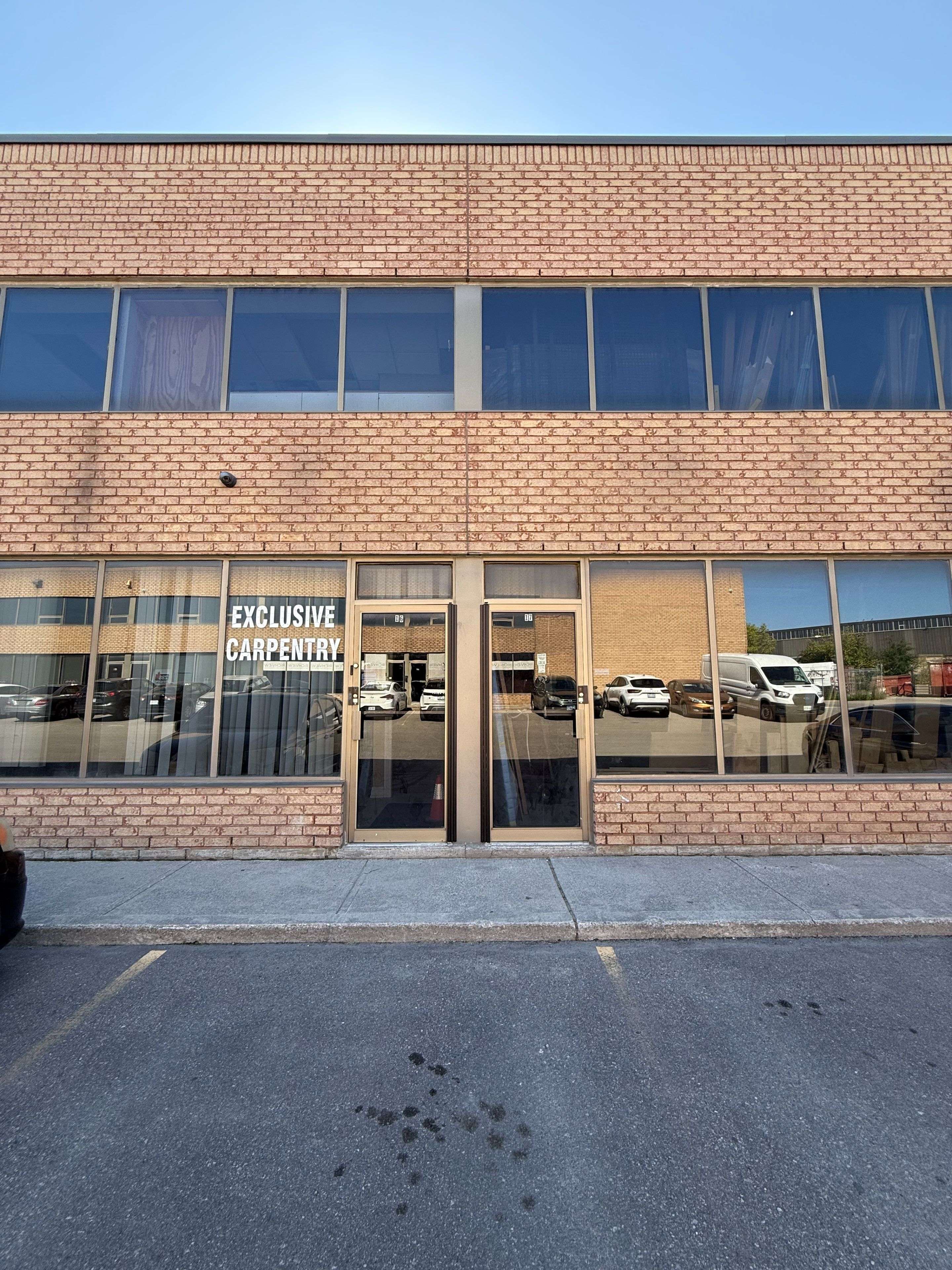 Toronto W05, ON M9L 1N2,94 Kenhar DR #15