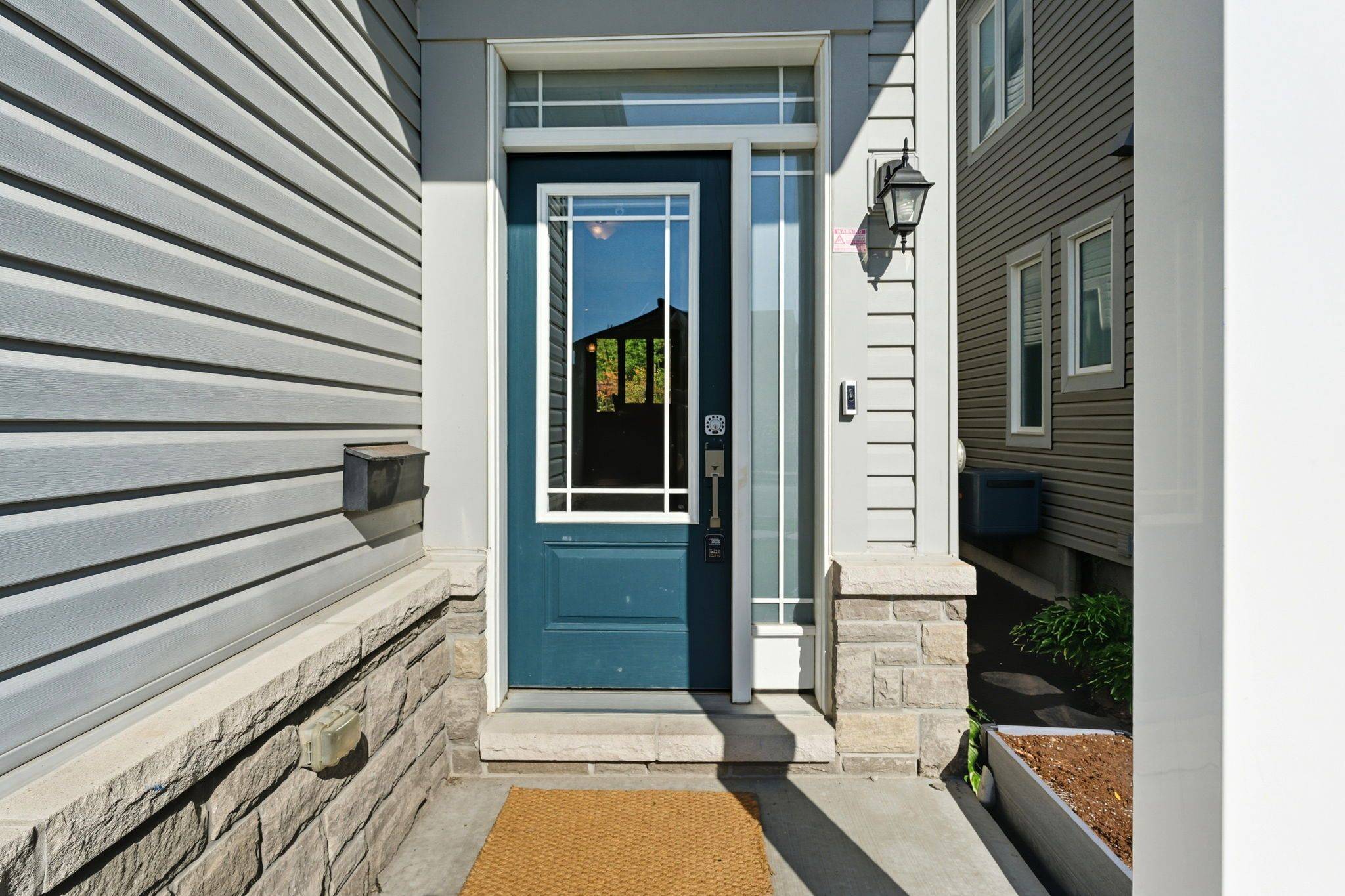 Kanata, ON K2M 0L1,463 Meadowbreeze DR