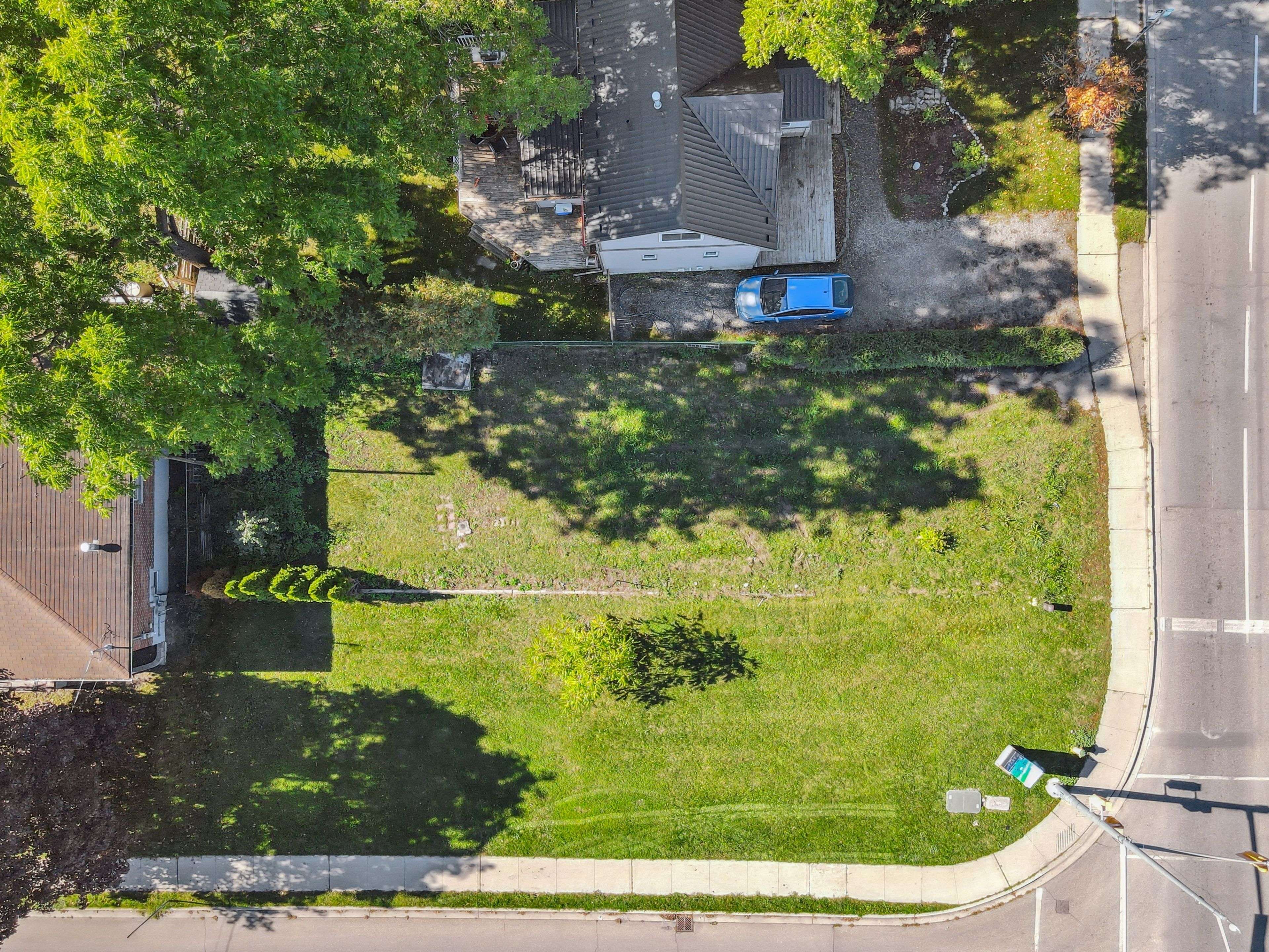 Guelph, ON N1E 2X6,239 Elizabeth ST