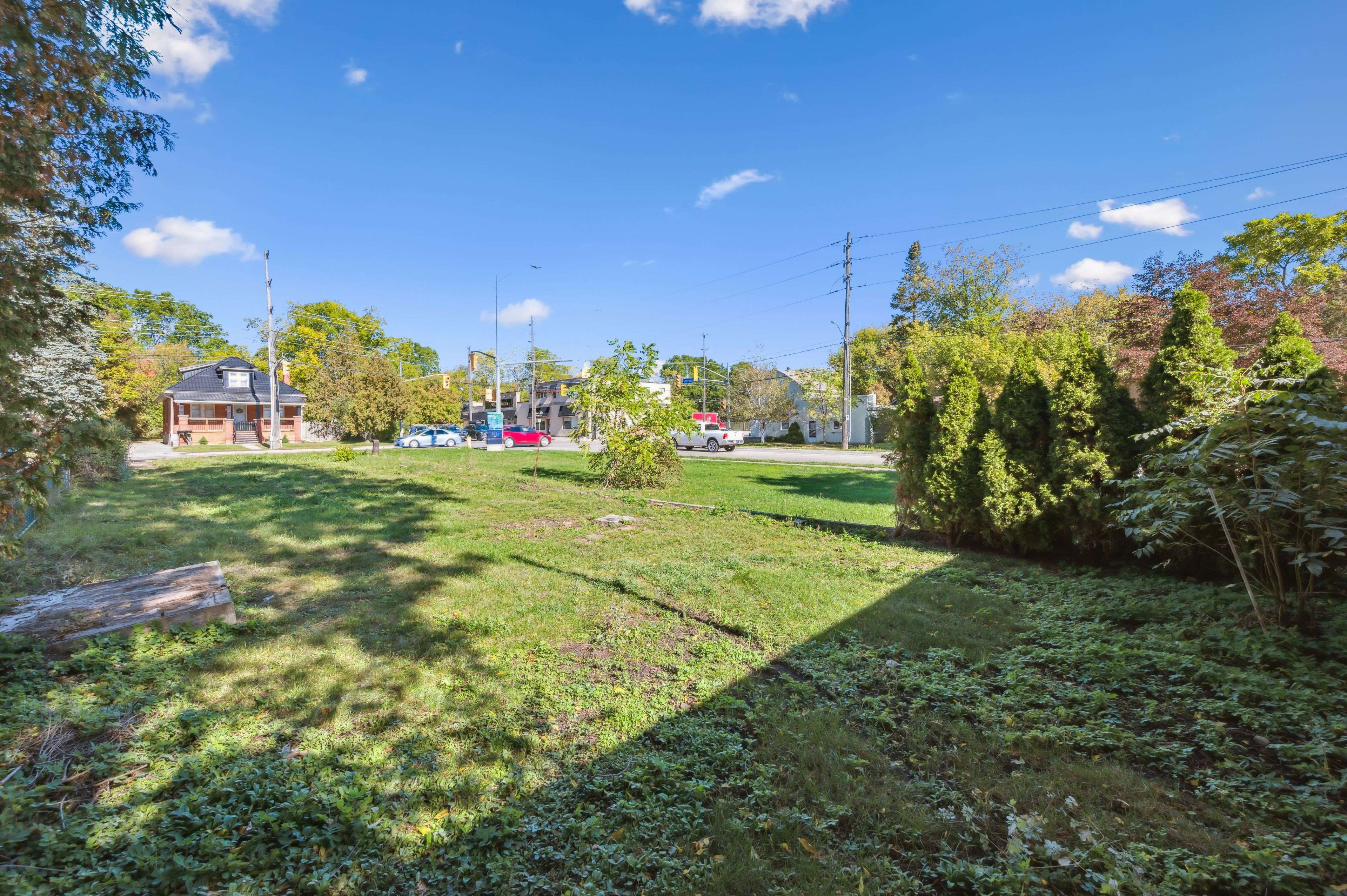 Guelph, ON N1E 2X6,239 Elizabeth ST