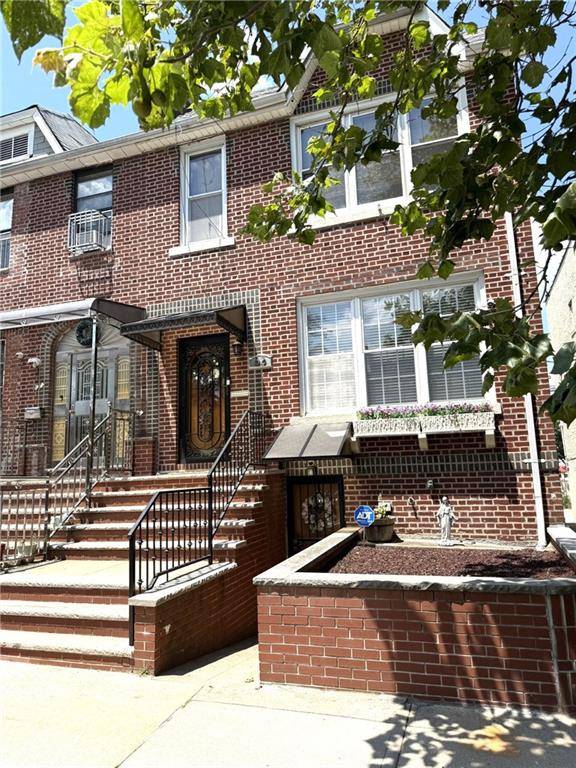 Brooklyn, NY 11228,82 Bay 8th ST