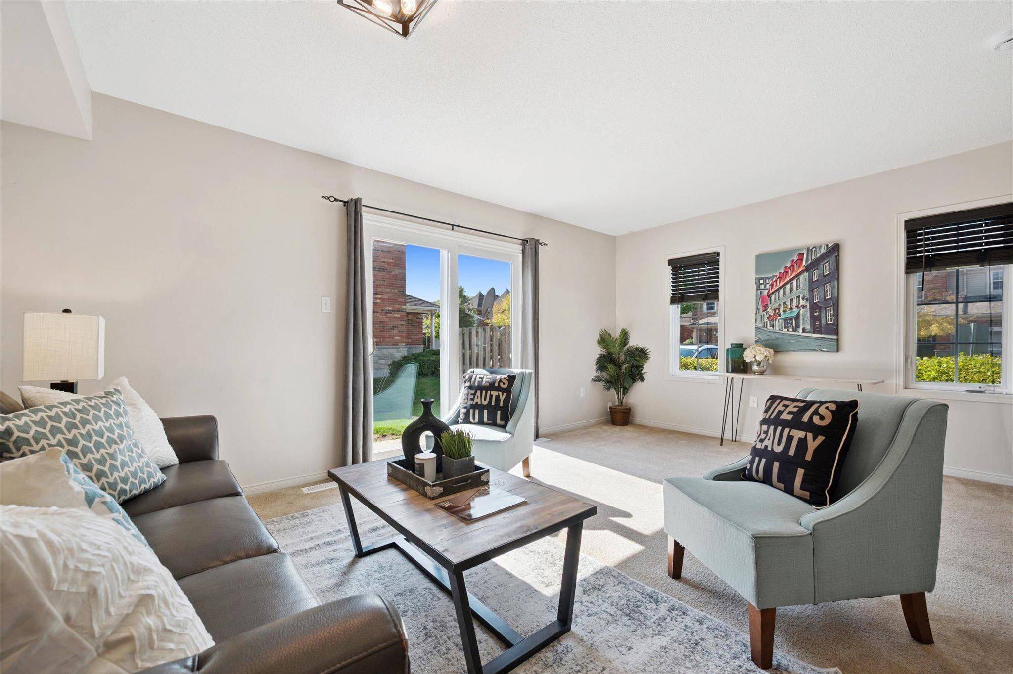 Guelph, ON N1G 5K6,124 GOSLING GDNS #36