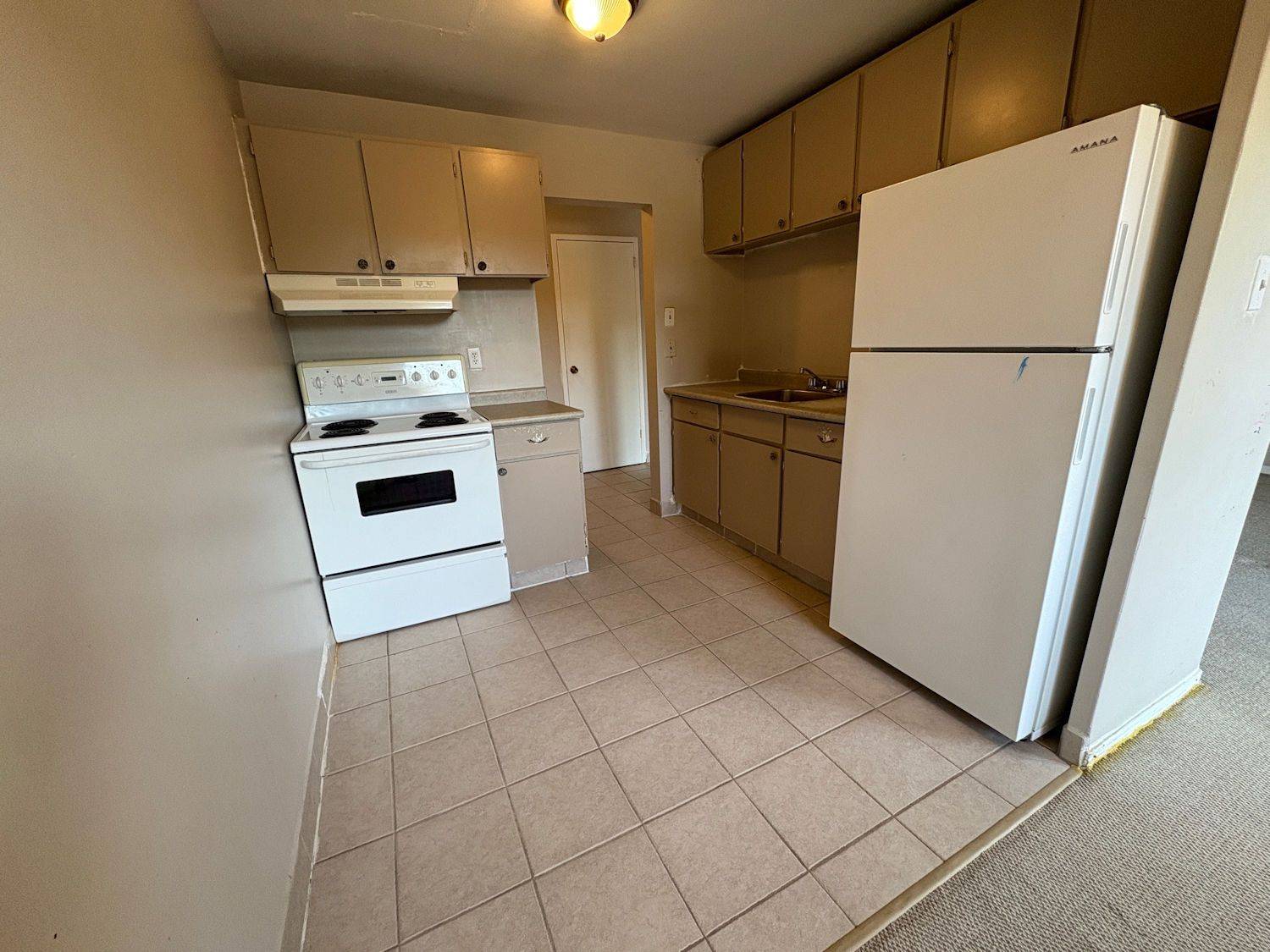 Chatham-kent, ON N7L 1E2,75 Baldoon RD #7