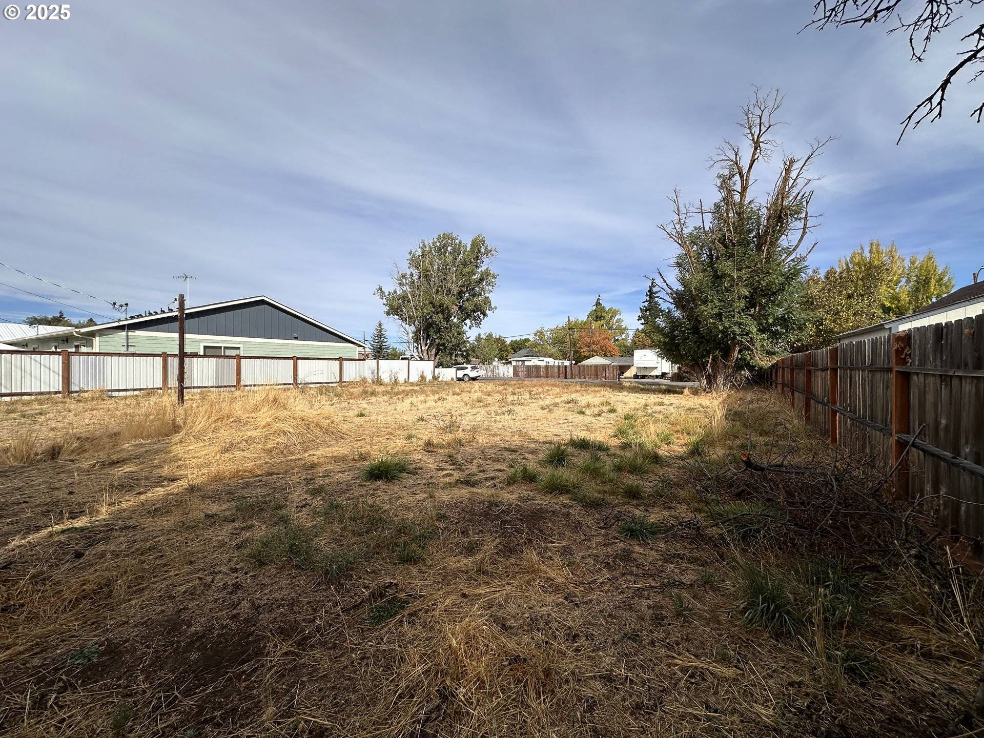 Goldendale, WA 98620,204 W DARLAND ST