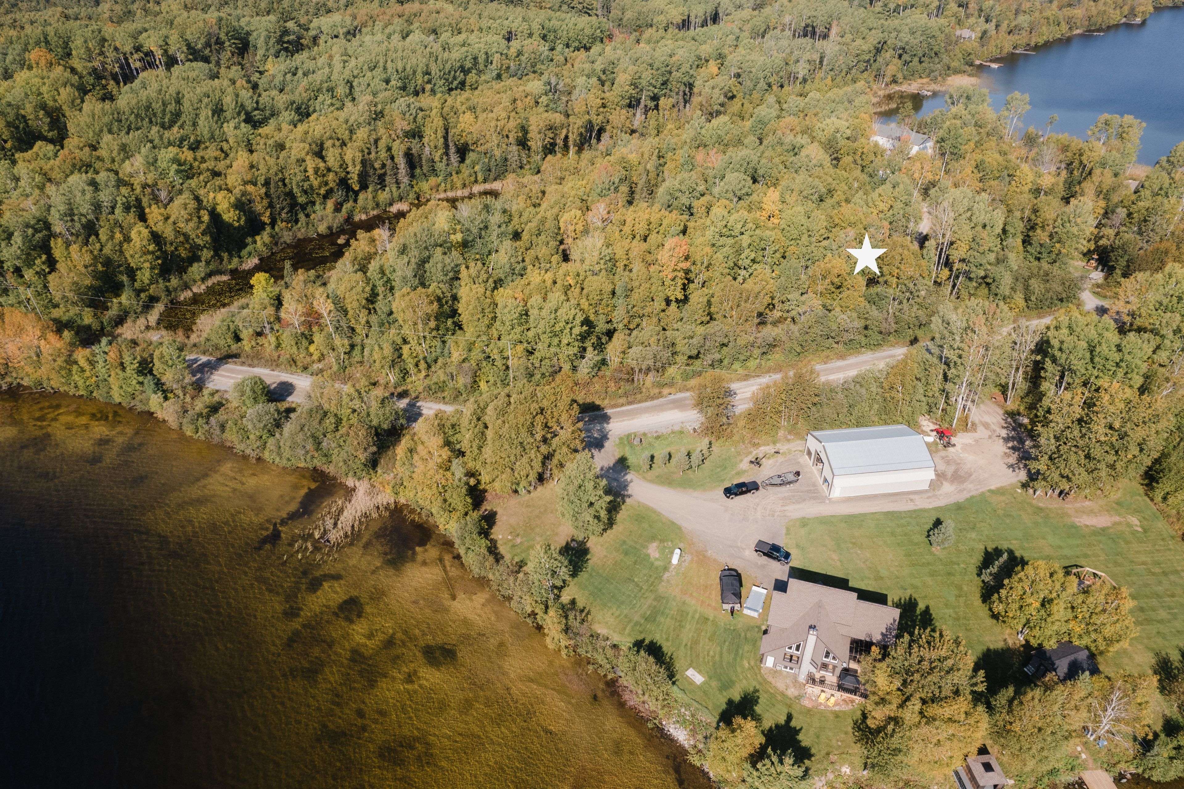 Temagami, ON P0H 2H0,38 White Bear CT