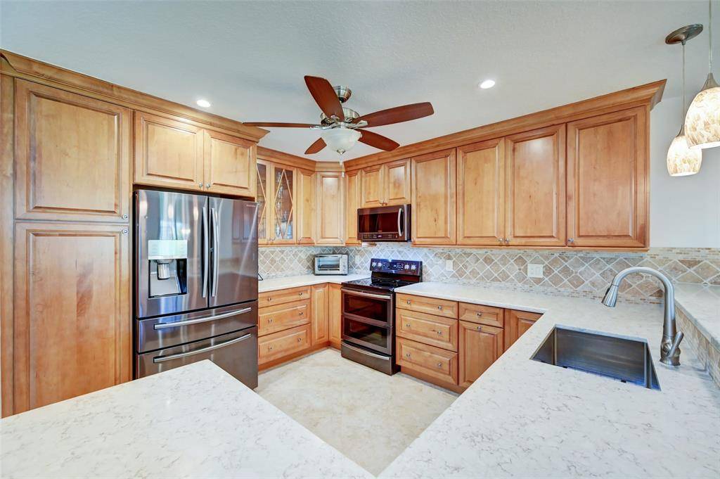 Boca Raton, FL 33433,6079 Glendale Dr #6079