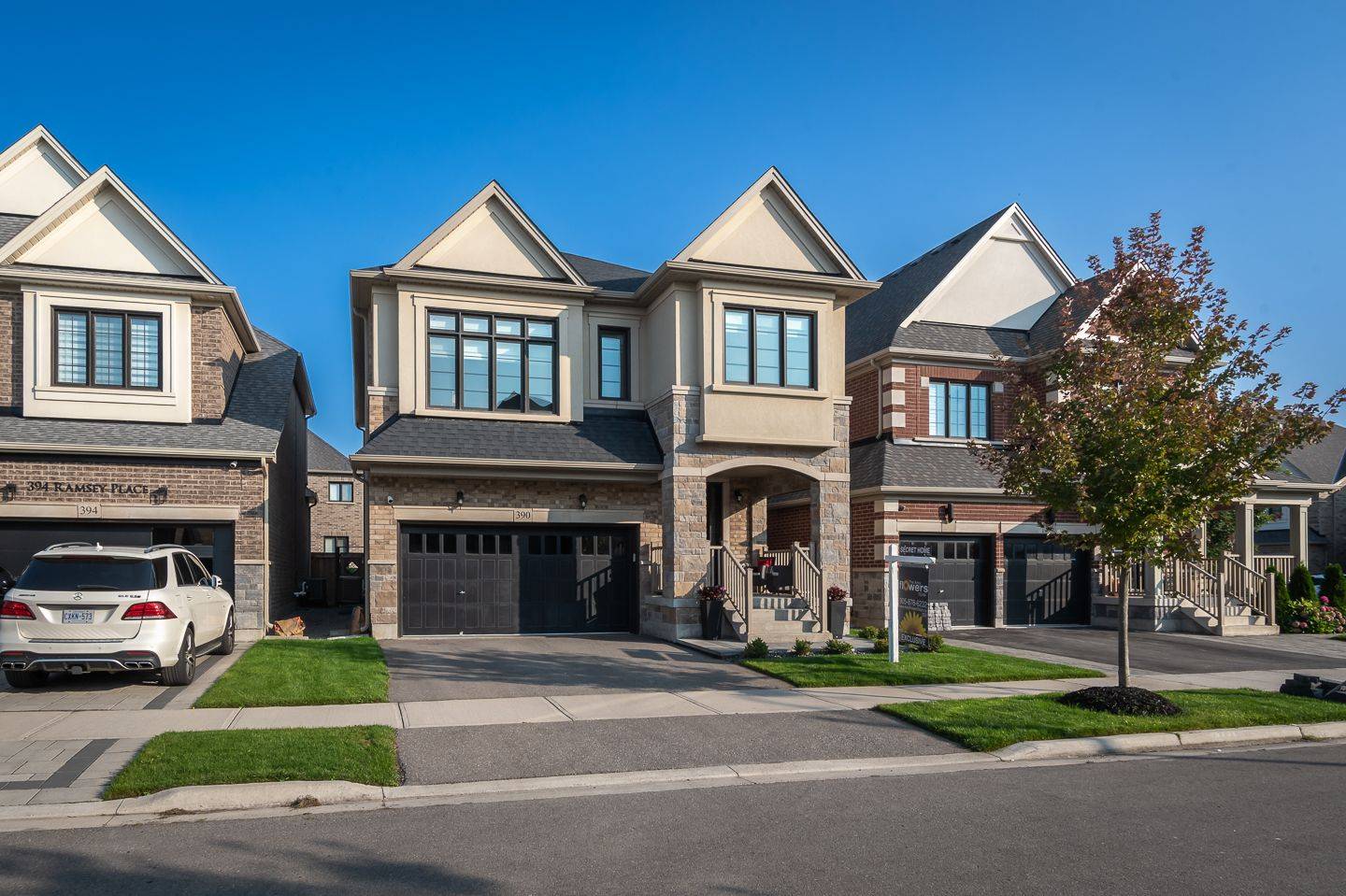 Milton, ON L9E 1N3,390 Ramsey PL