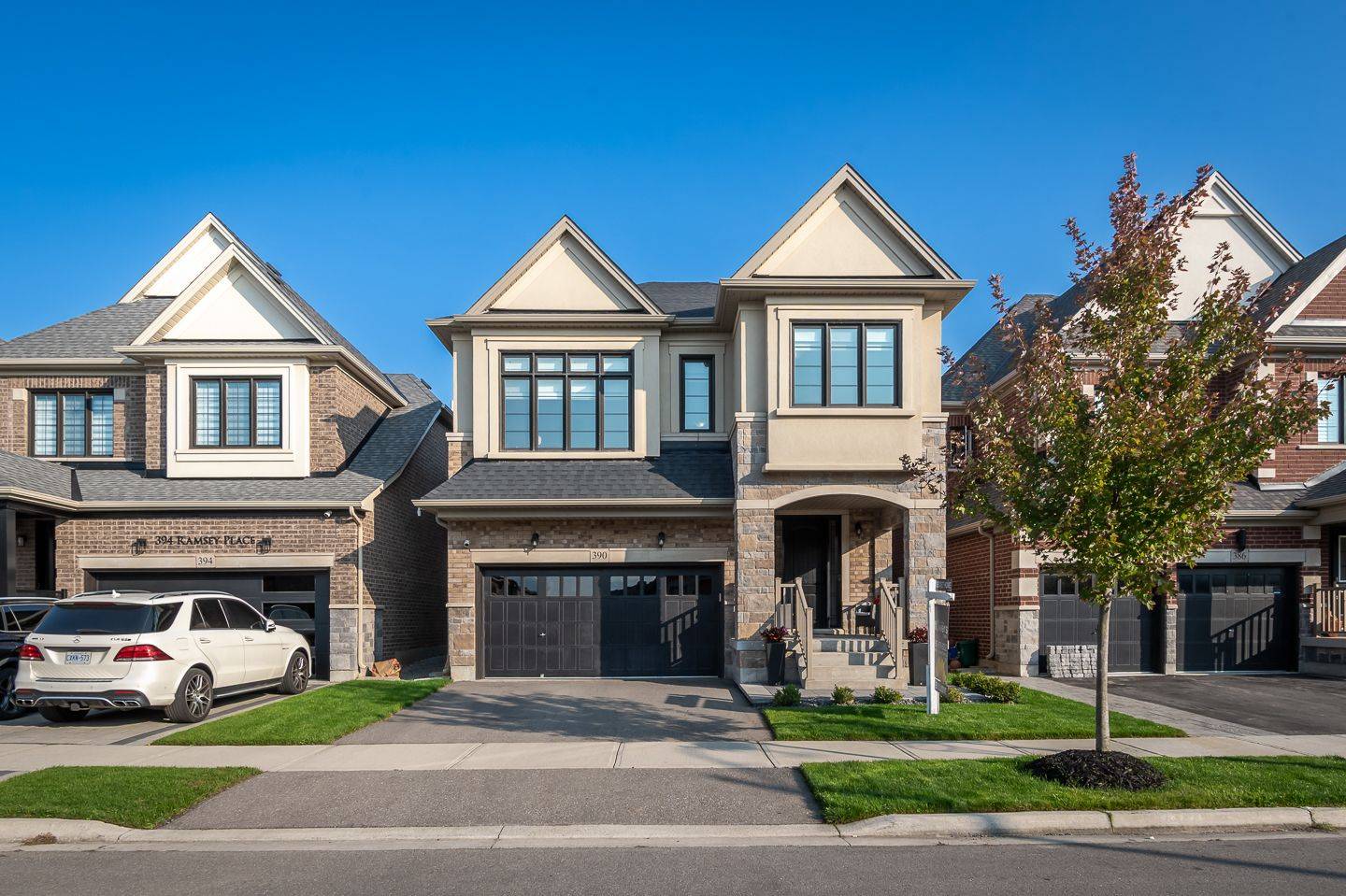 Milton, ON L9E 1N3,390 Ramsey PL