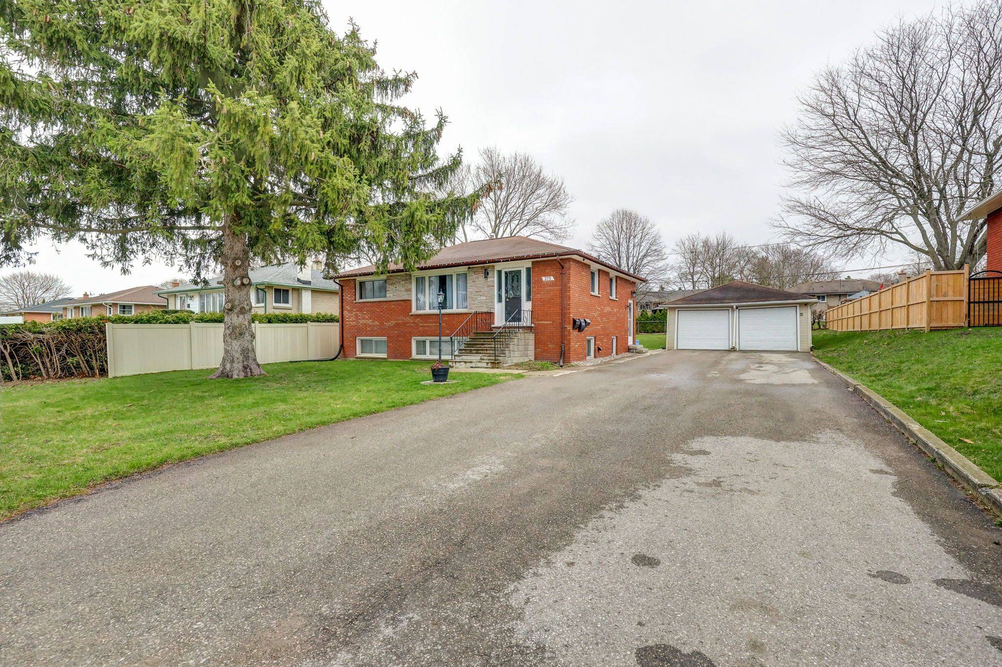London South, ON N5Z 3A7,375 Dieppe ST