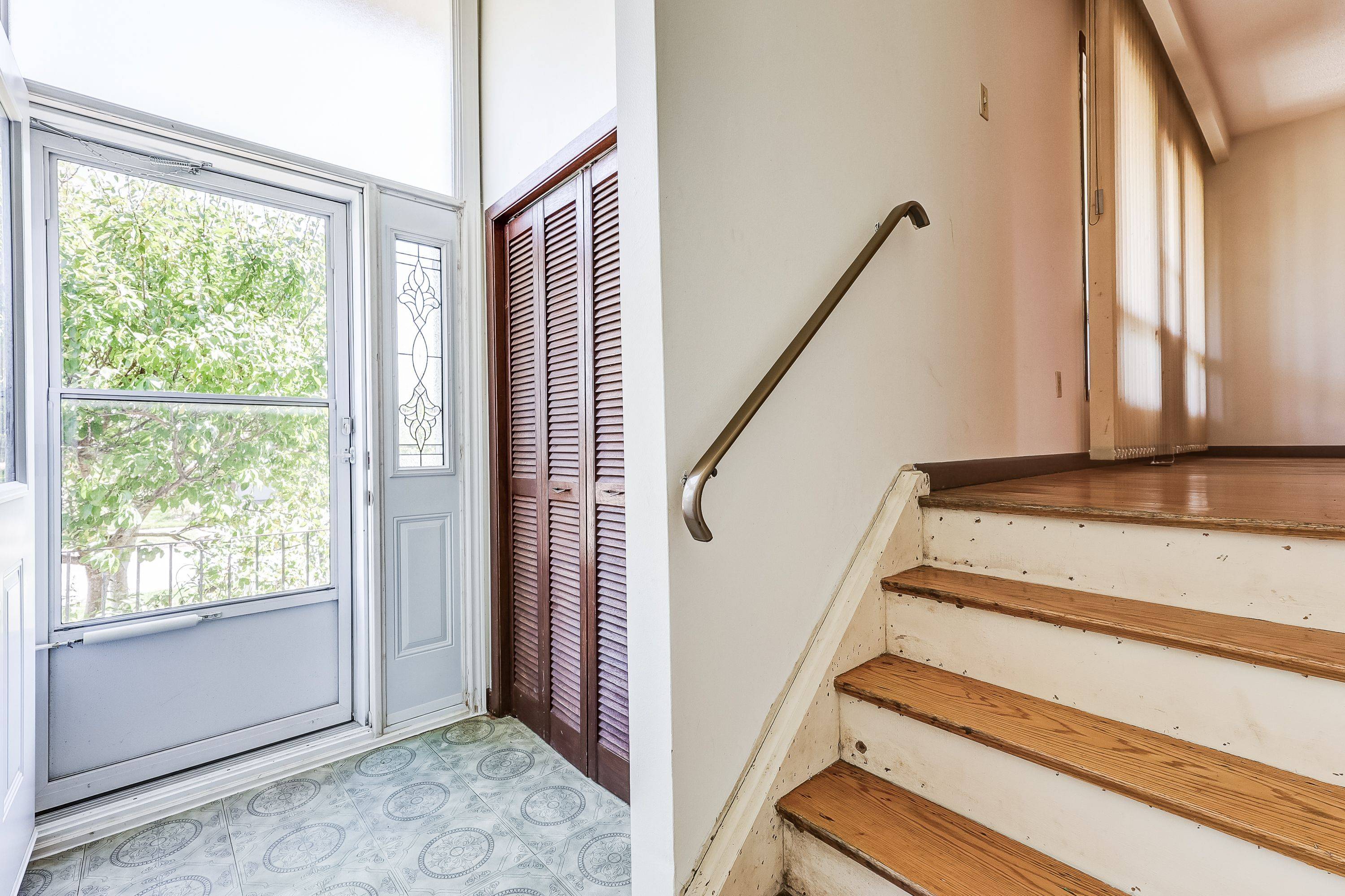 Toronto C15, ON M2H 2W4,260 Apache TRL