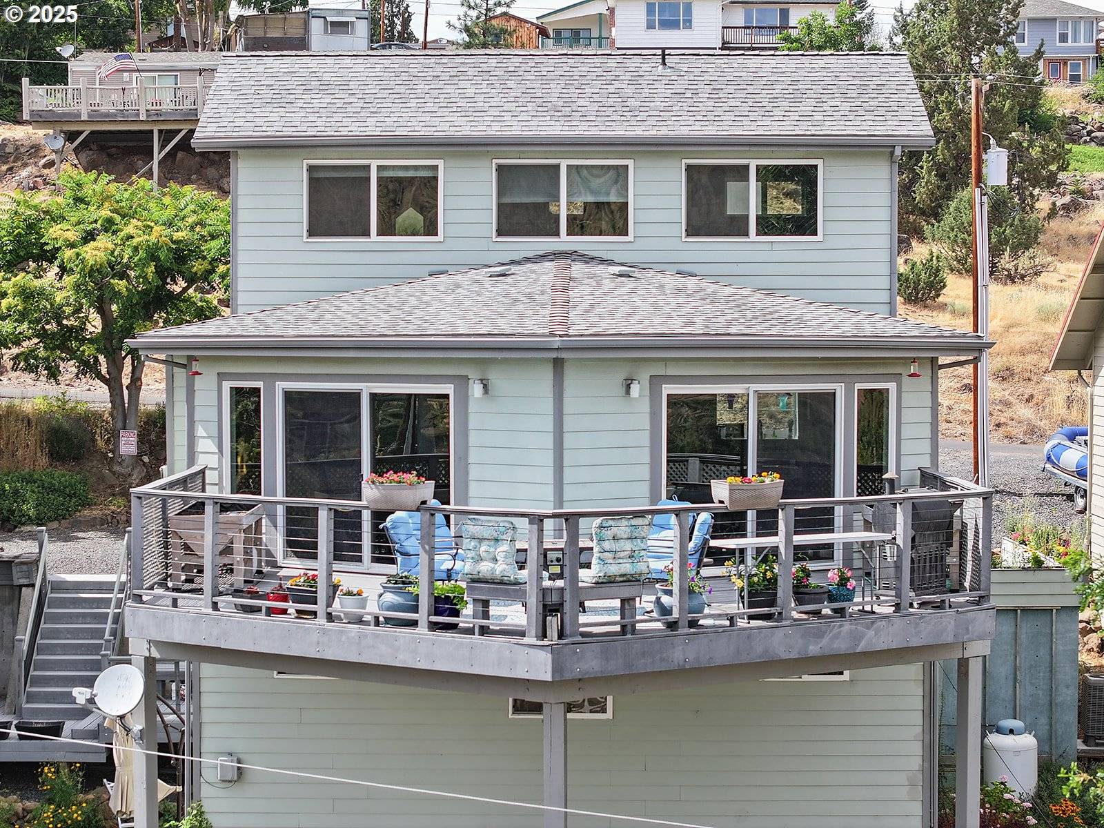 Maupin, OR 97037,405 ELROD AVE