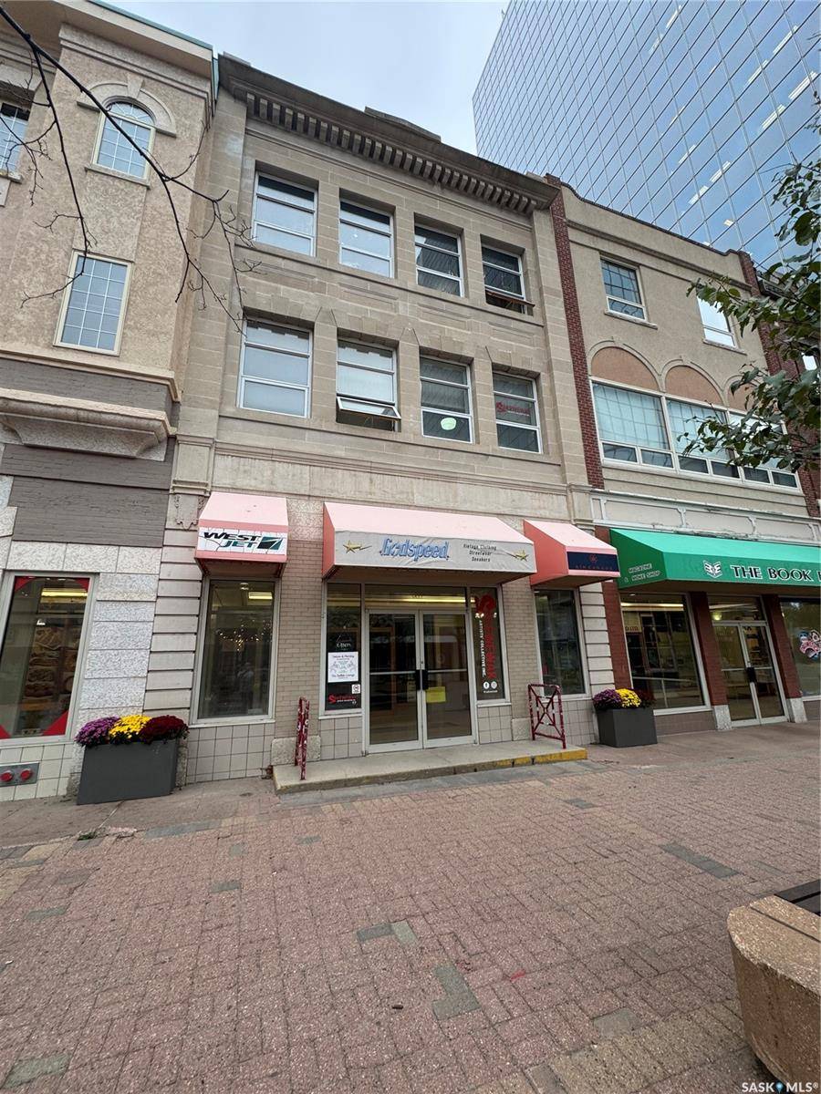 Regina, SK S4P 2G9,1855 Scarth STREET #100