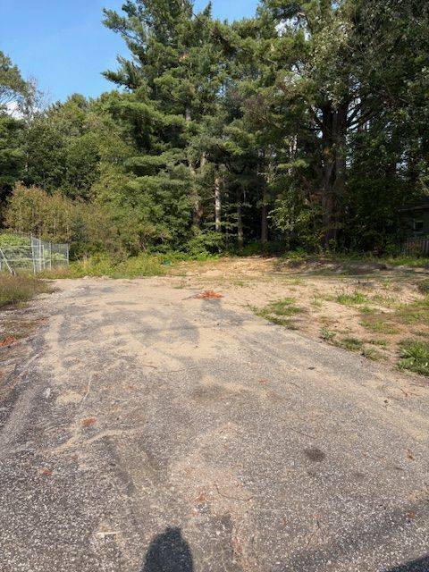 Bracebridge, ON P1L 2C6,379 Manitoba ST