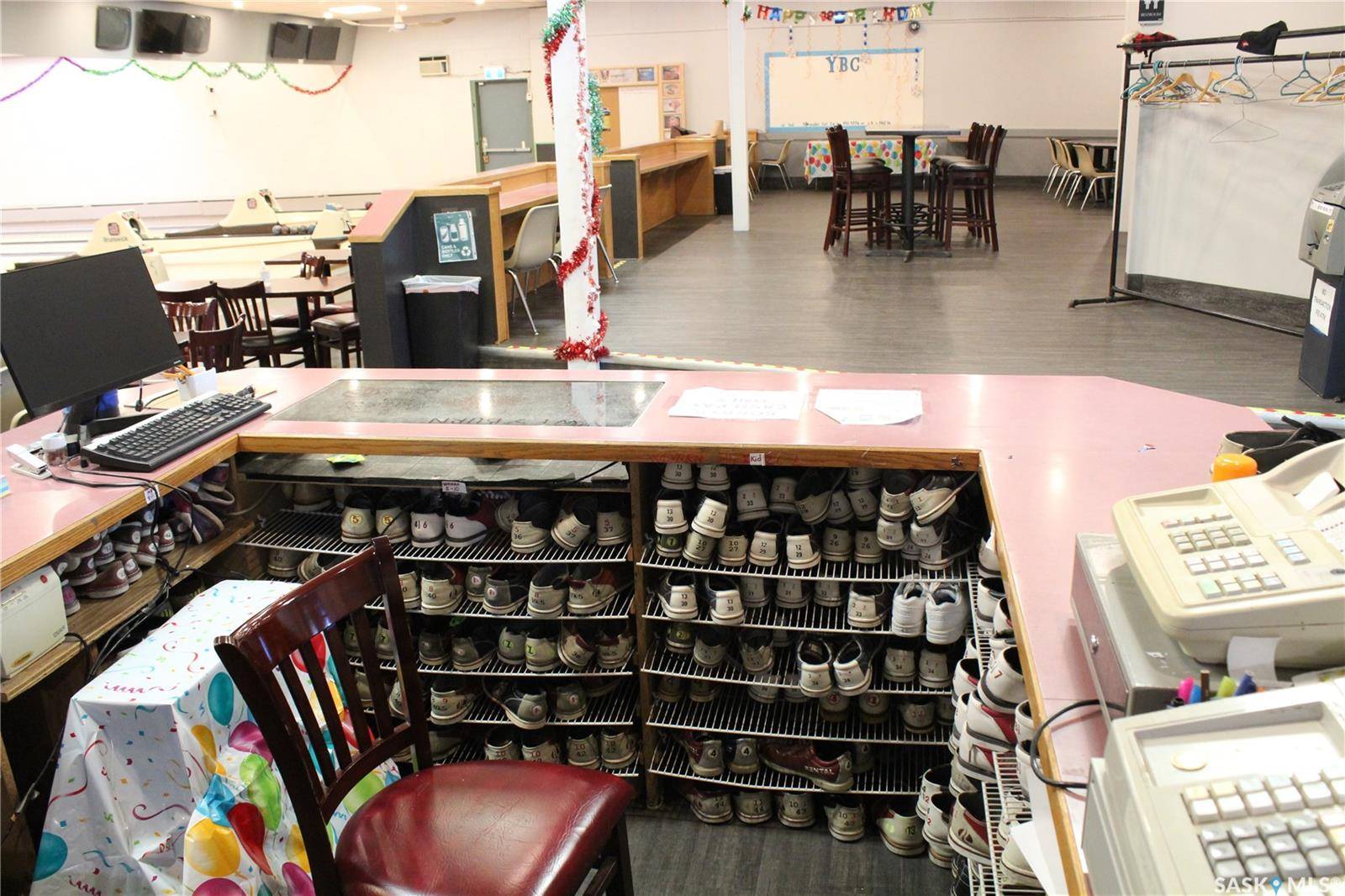 Weyburn, SK S4H 2J4,8 2ND AVENUE SW