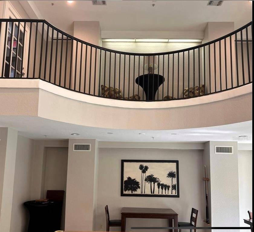 Orlando, FL 32801,860 N Orange Avenue #461