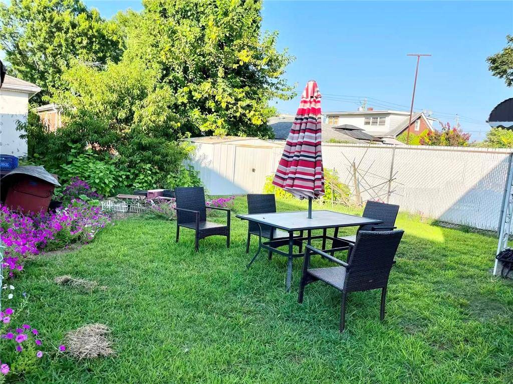 Staten  Island, NY 10305,251 Liberty AVE