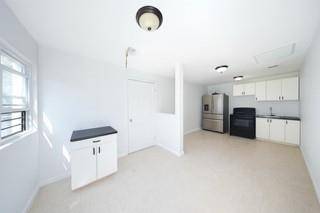 Staten Island, NY 10303,472 Netherland AVE