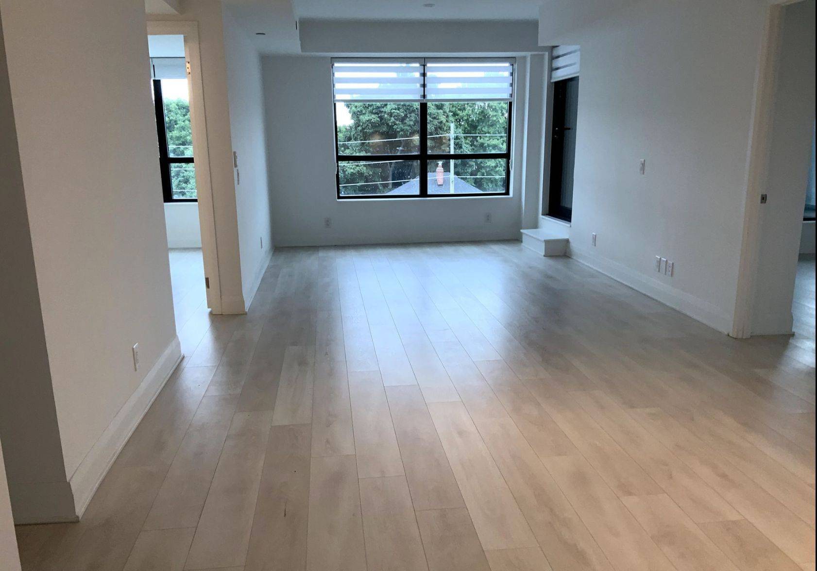 Toronto C11, ON M4G 0C9,33 Frederick Todd WAY #322