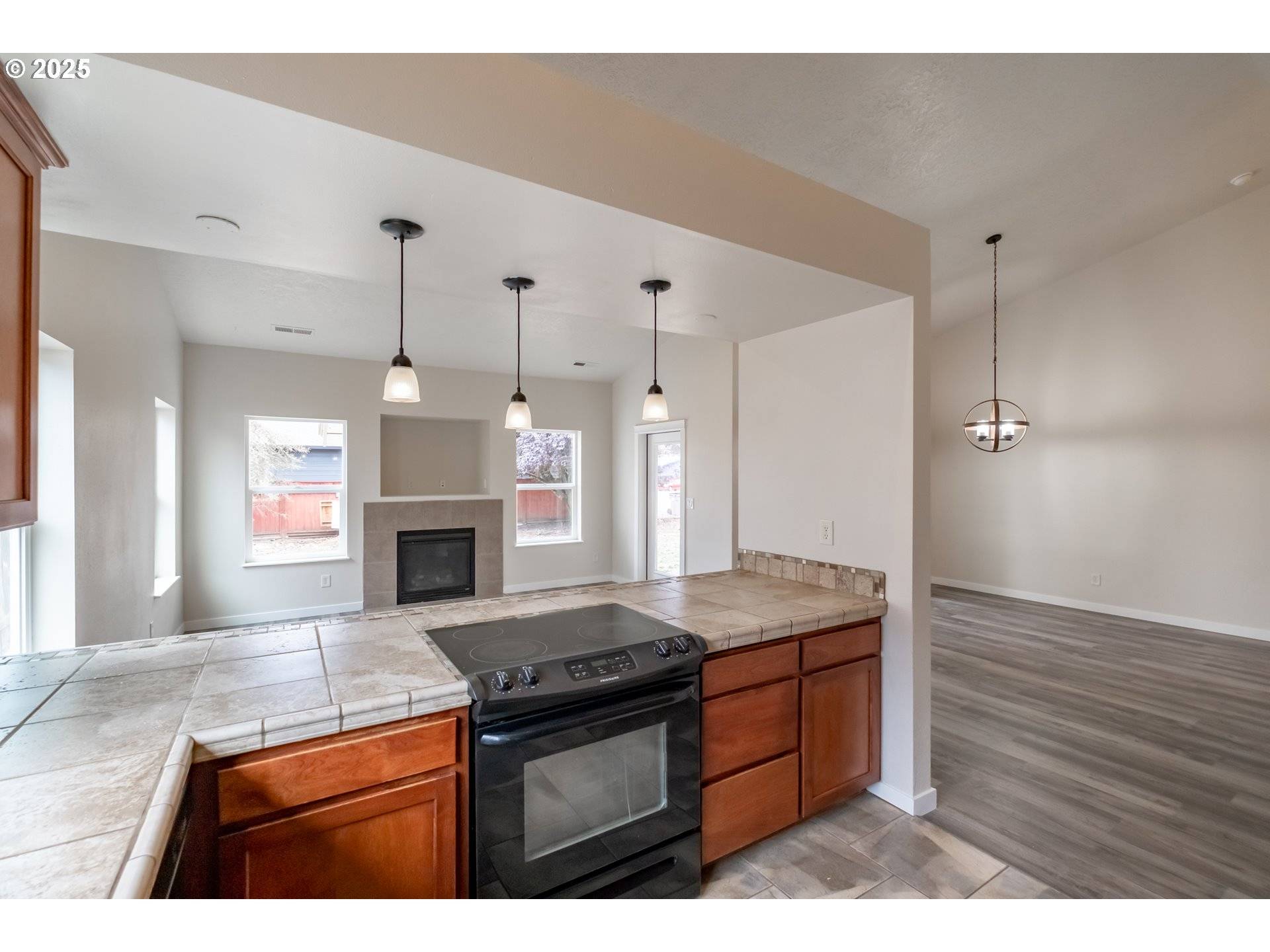 Scio, OR 97374,38601 DOGWOOD ST