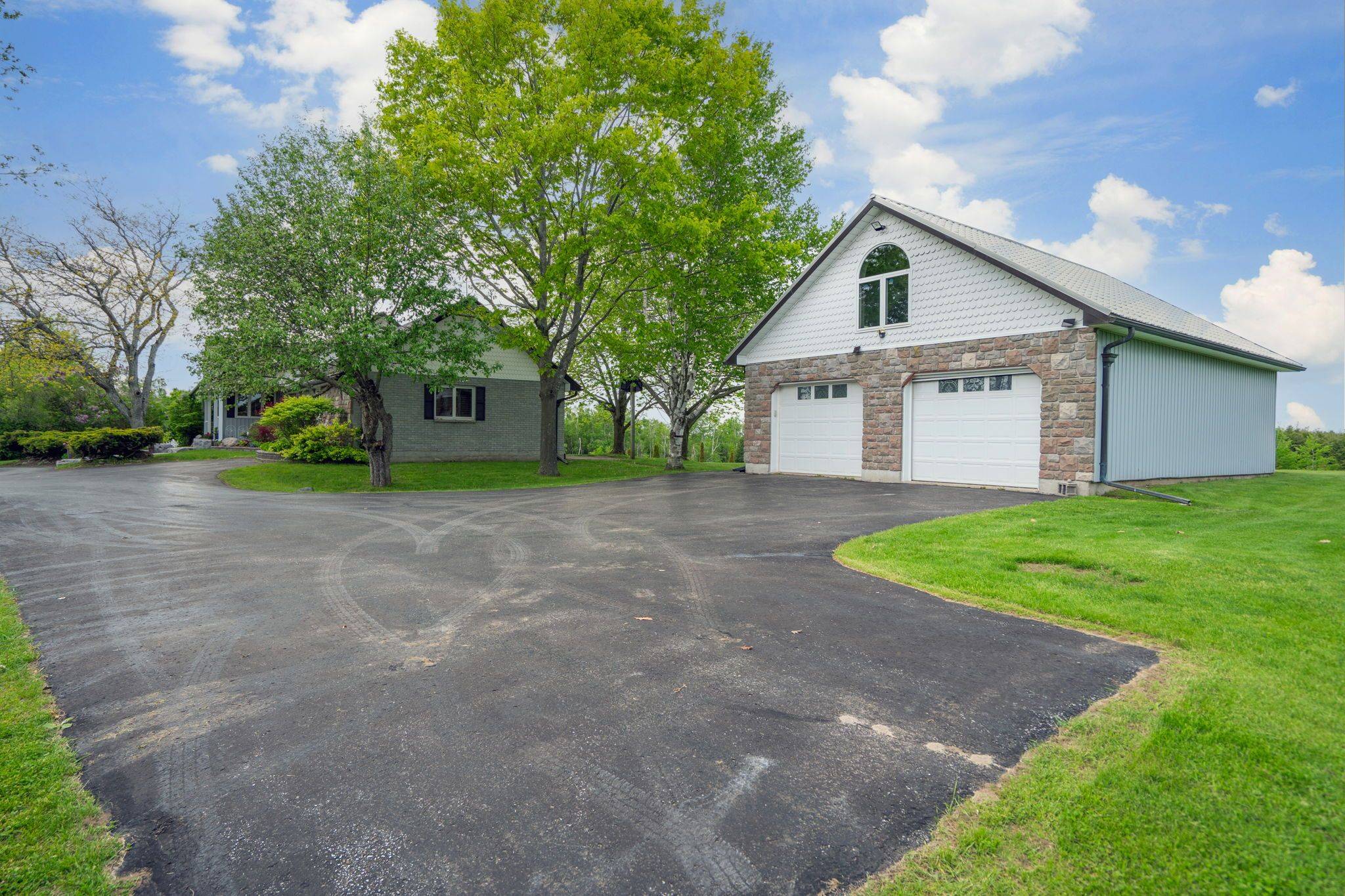 Kawartha Lakes, ON L0B 1K0,593 Pigeon Creek RD