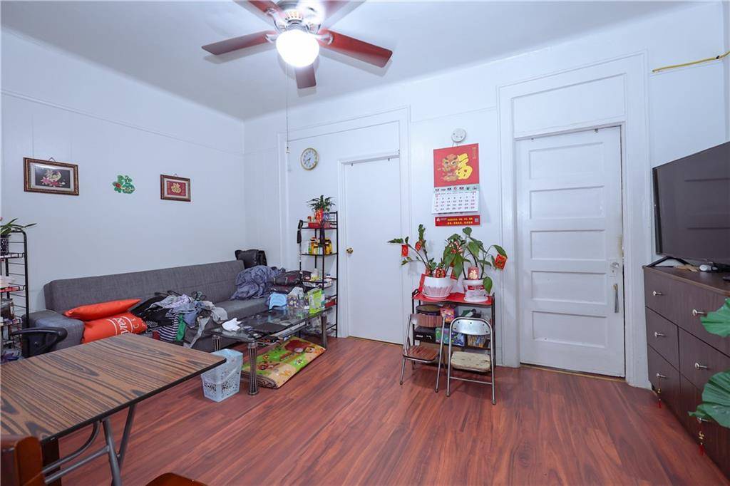 Brooklyn, NY 11220,771 52nd ST