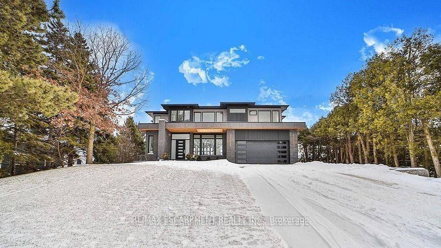 Burlington, ON L7P 0S7,2284 SIDEROAD 1 N/A