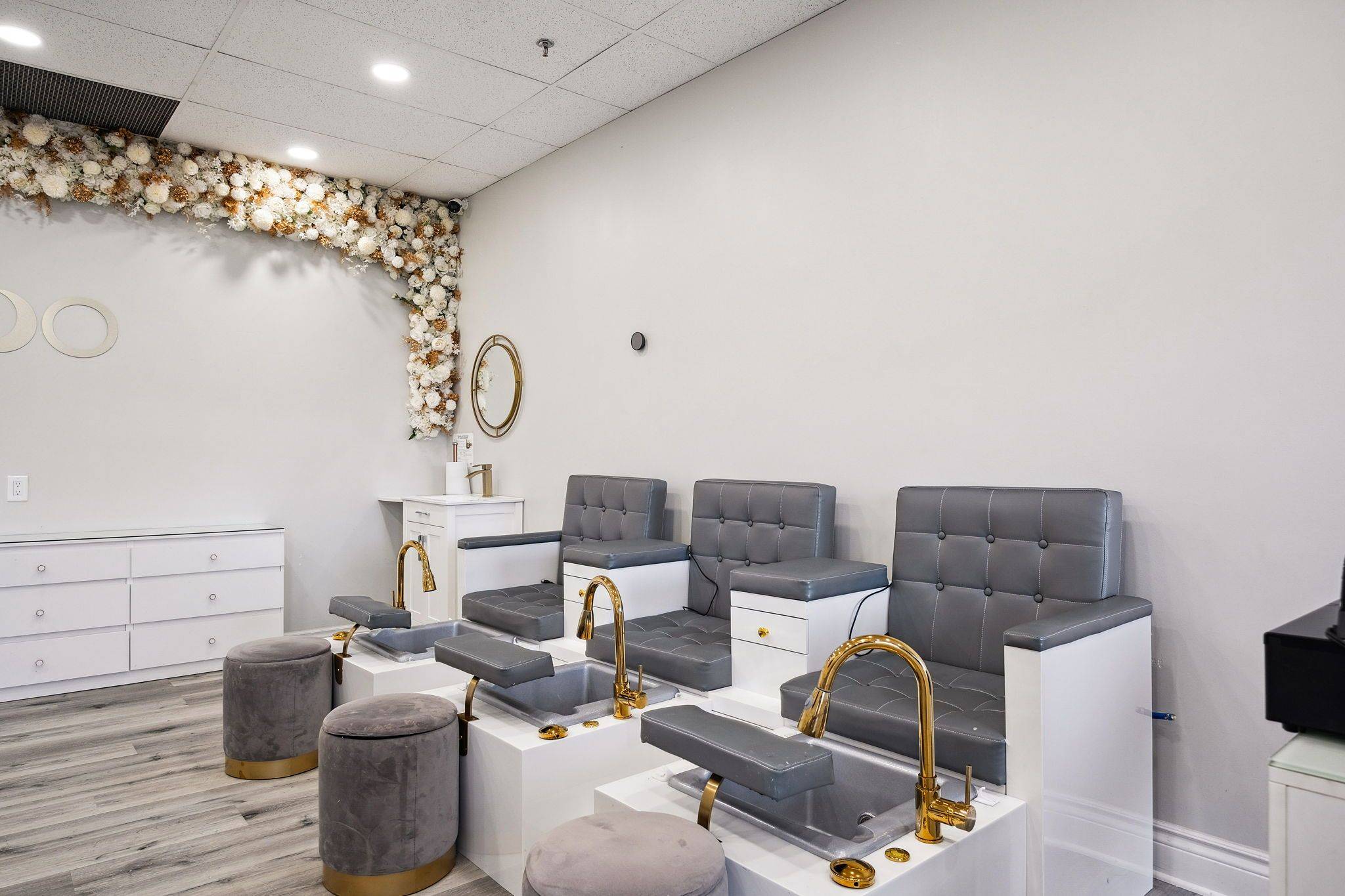 Mississauga, ON L5M 3C9,2180 Credit Valley RD #106B