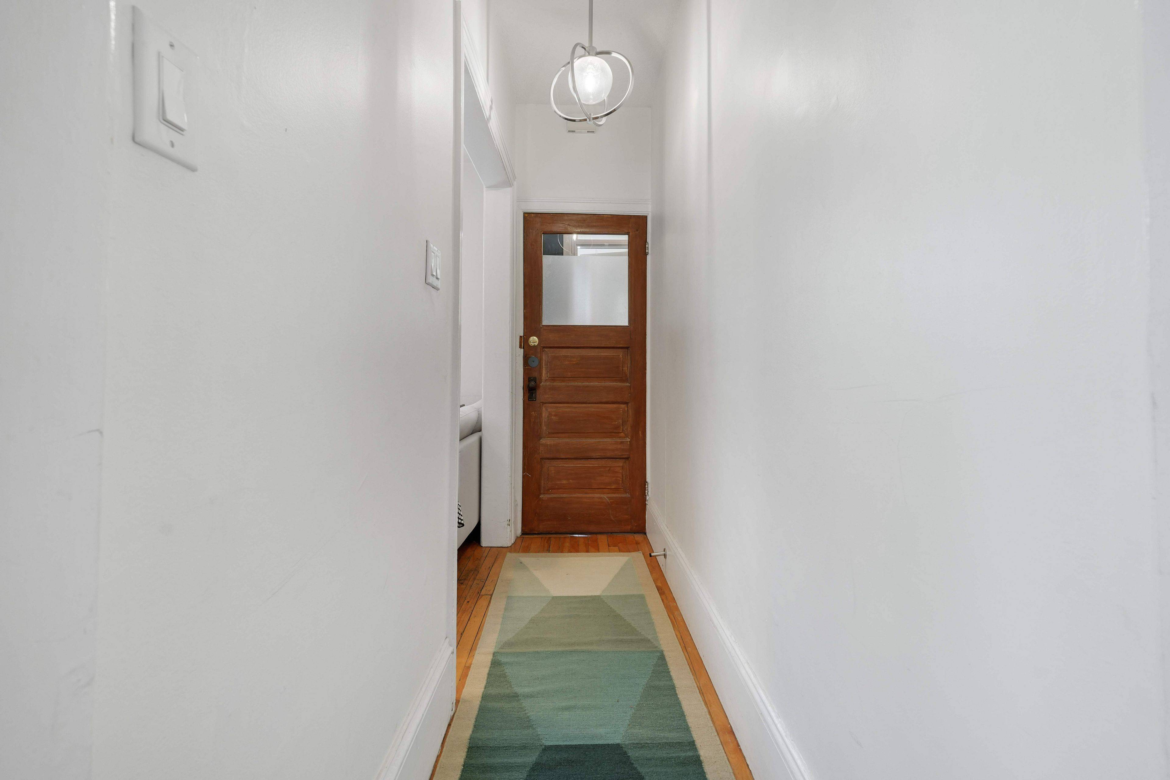 Glebe - Ottawa East And Area, ON K1S 2M9,166 Fifth AVE