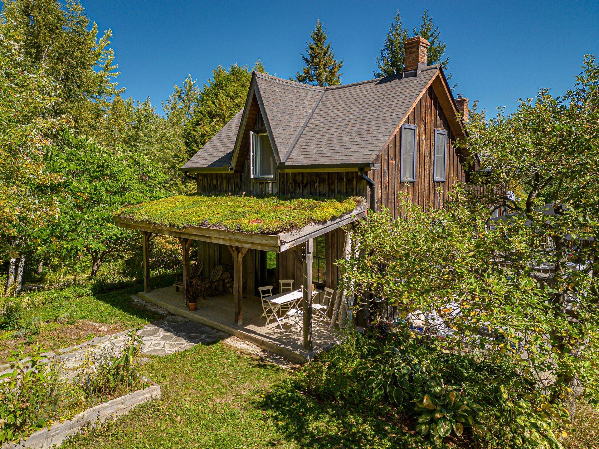 Mulmur, ON L0M 1M0,758153 2nd Line E