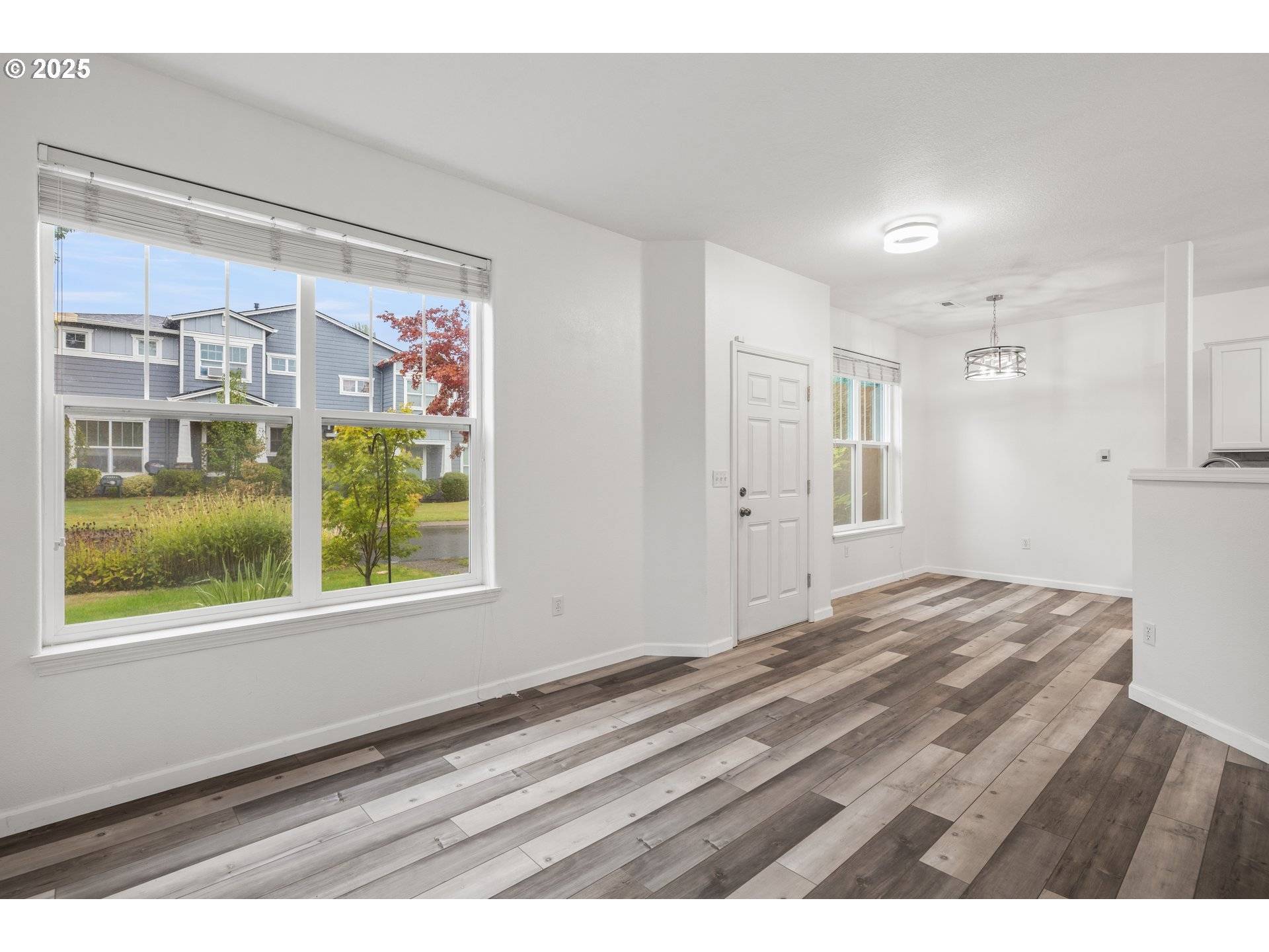 Hillsboro, OR 97124,528 NW CELTIS LN