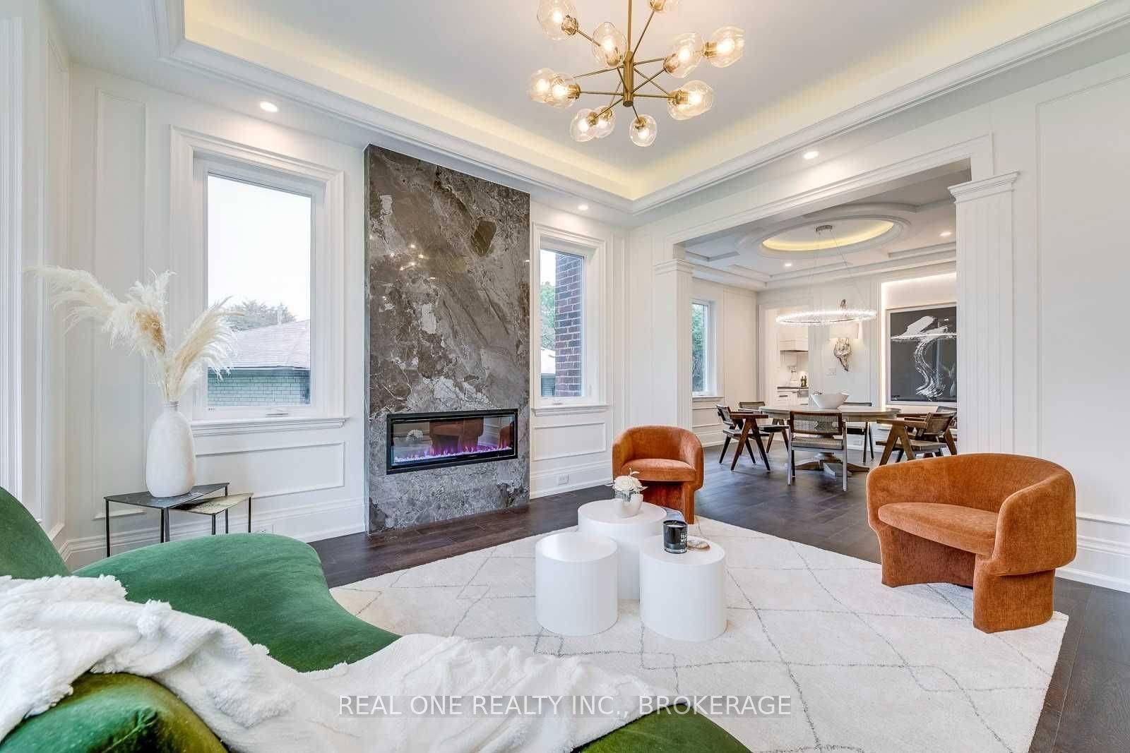 Toronto C15, ON M2K 2A5,3 Sutcliffe DR