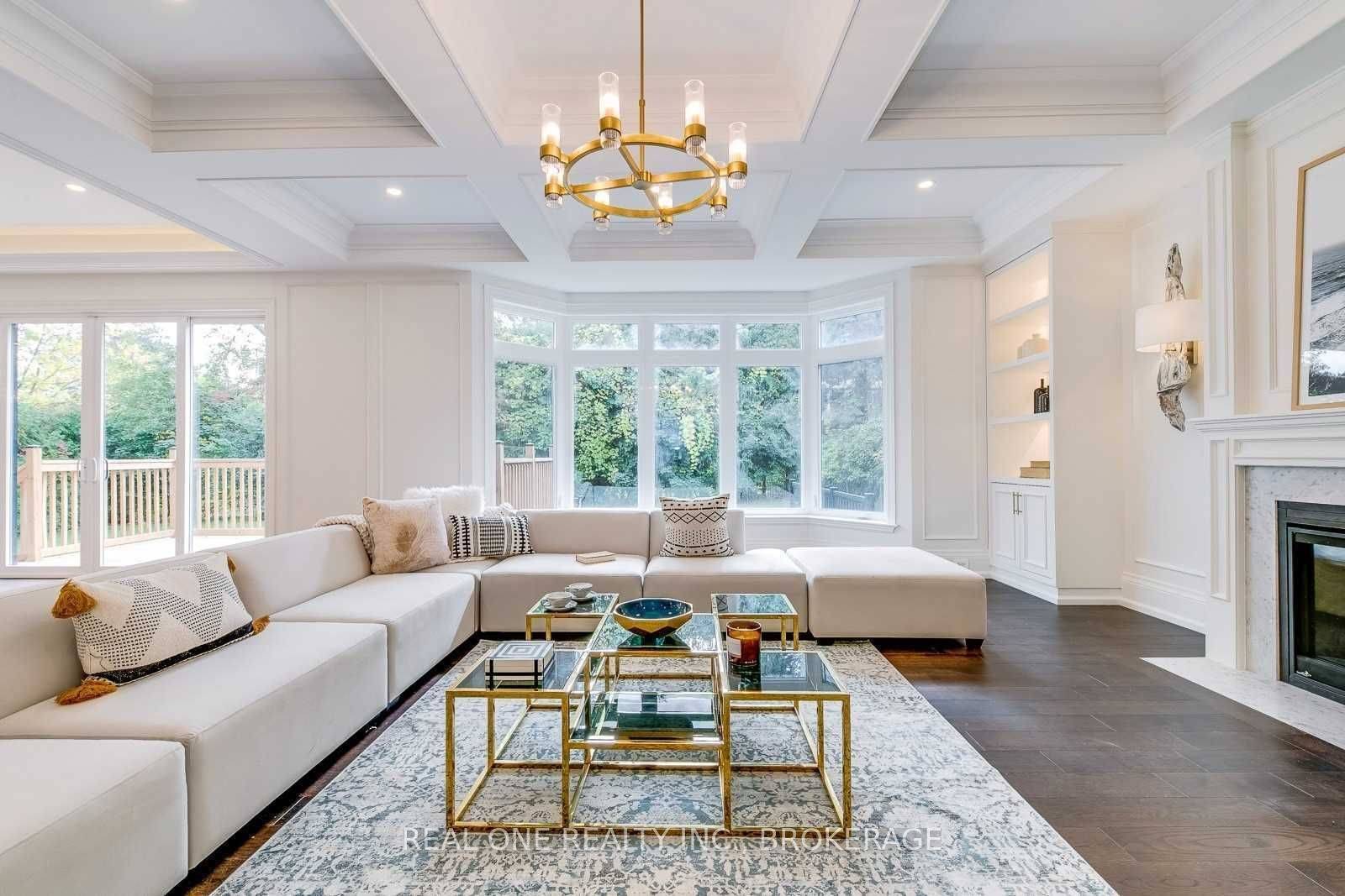 Toronto C15, ON M2K 2A5,3 Sutcliffe DR