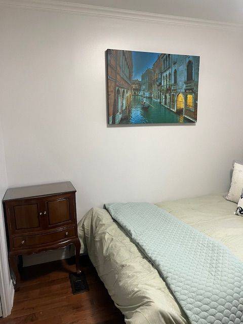 Toronto E07, ON M1S 5B7,2 Grittani LN