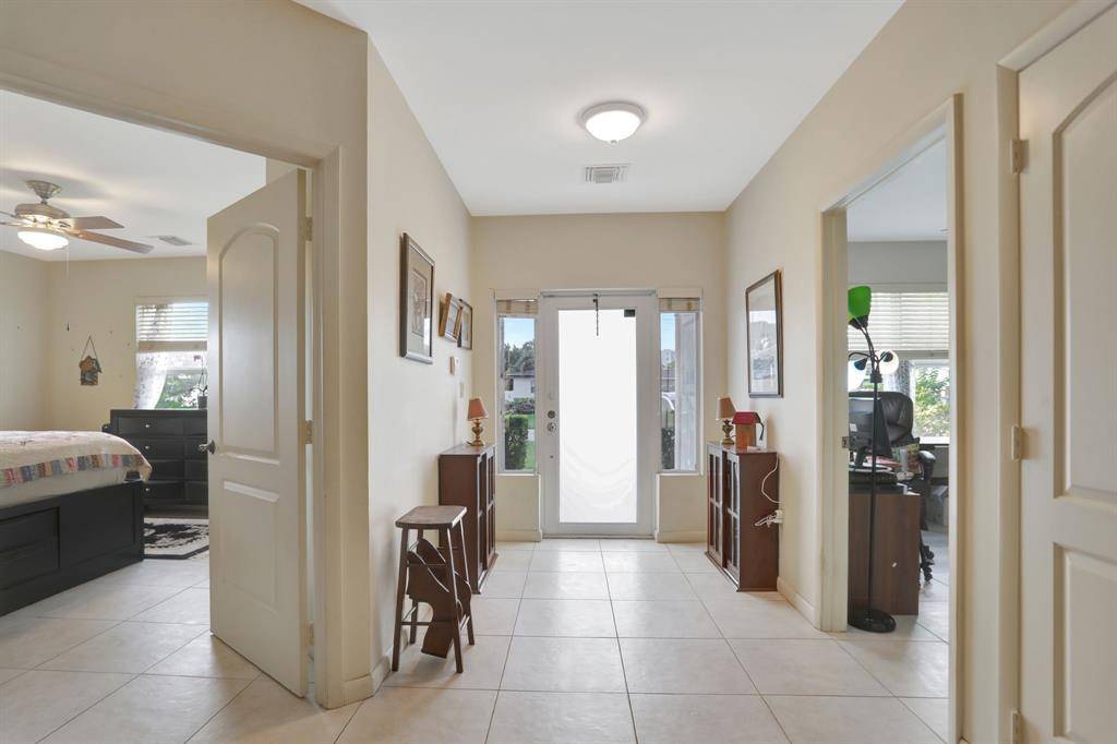 Pompano Beach, FL 33060,821 SW 13th Ct