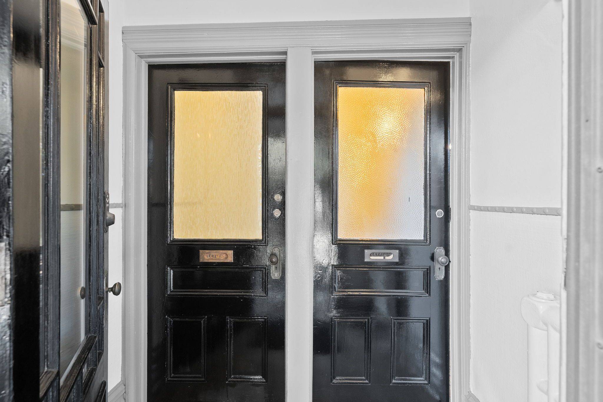 Ottawa Centre, ON K1R 5P9,507 Mcleod ST