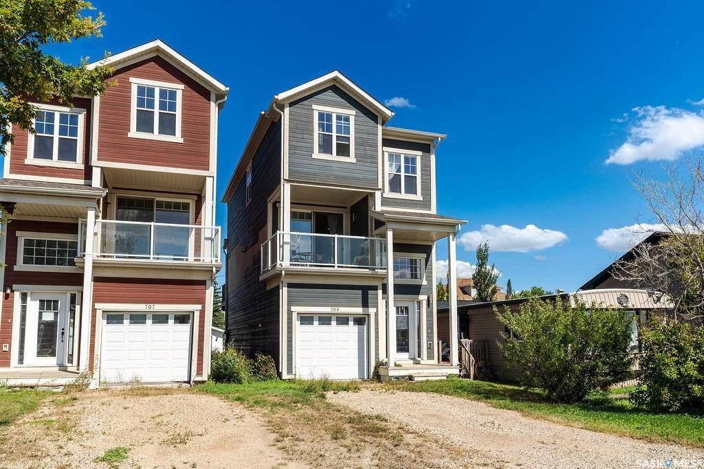 Wilcox, SK S0G 5E0,709 Railway AVENUE