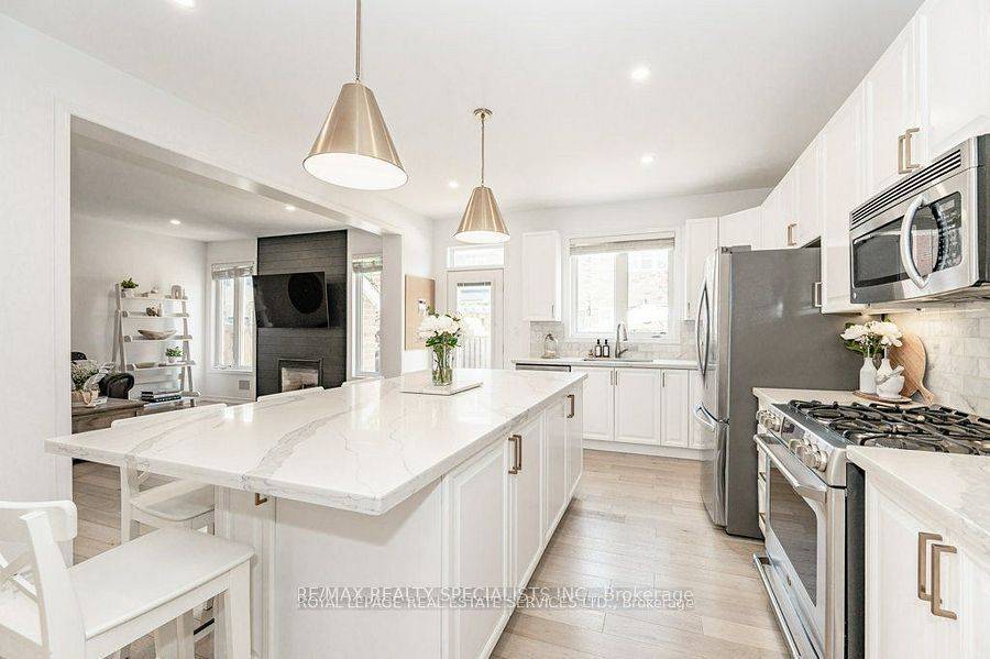 Milton, ON L9T 0Z4,918 Savoline BLVD