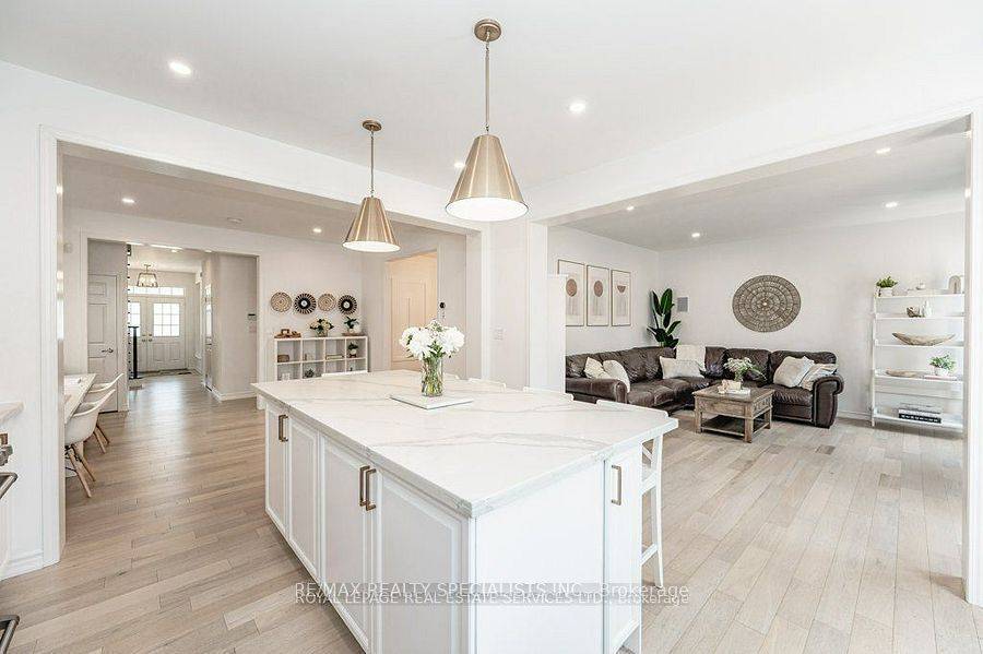 Milton, ON L9T 0Z4,918 Savoline BLVD