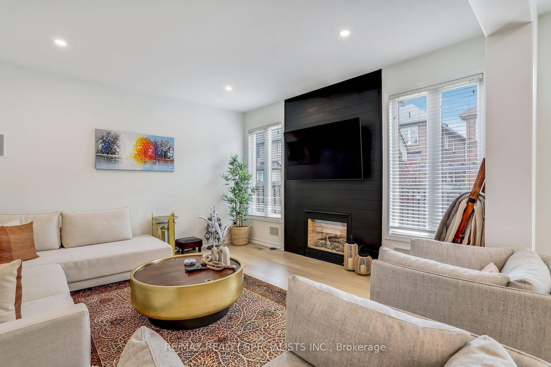 Milton, ON L9T 0Z4,918 Savoline BLVD