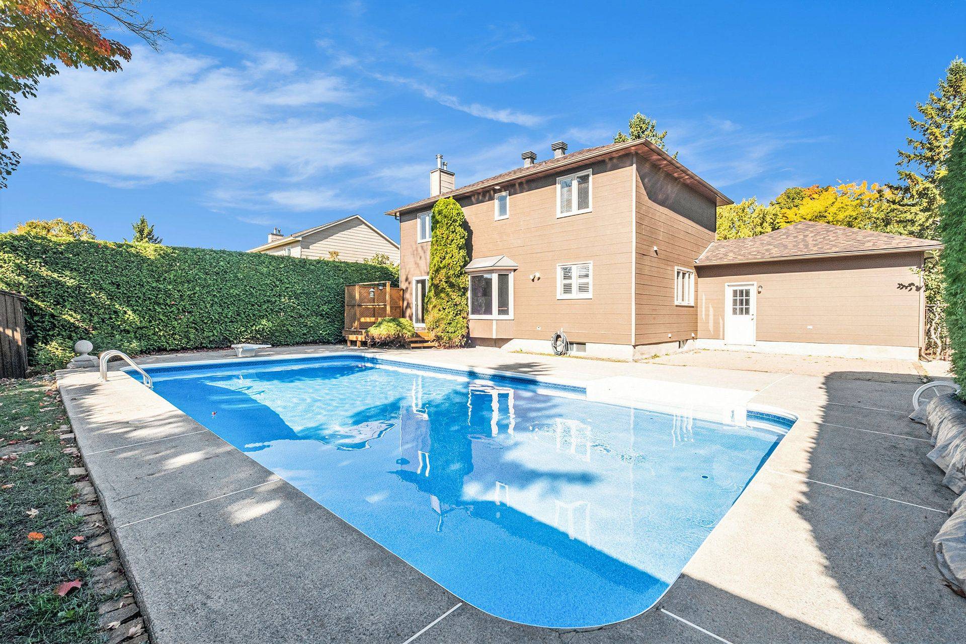 Stittsville - Munster - Richmond, ON K2S 0R9,914 Long Meadow WAY