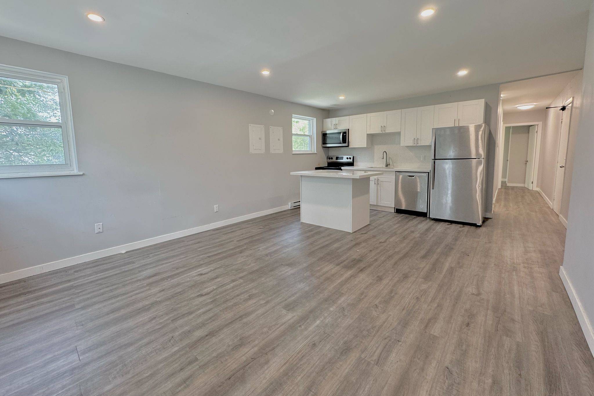 London South, ON N5Z 3T1,100 King Edward AVE #10