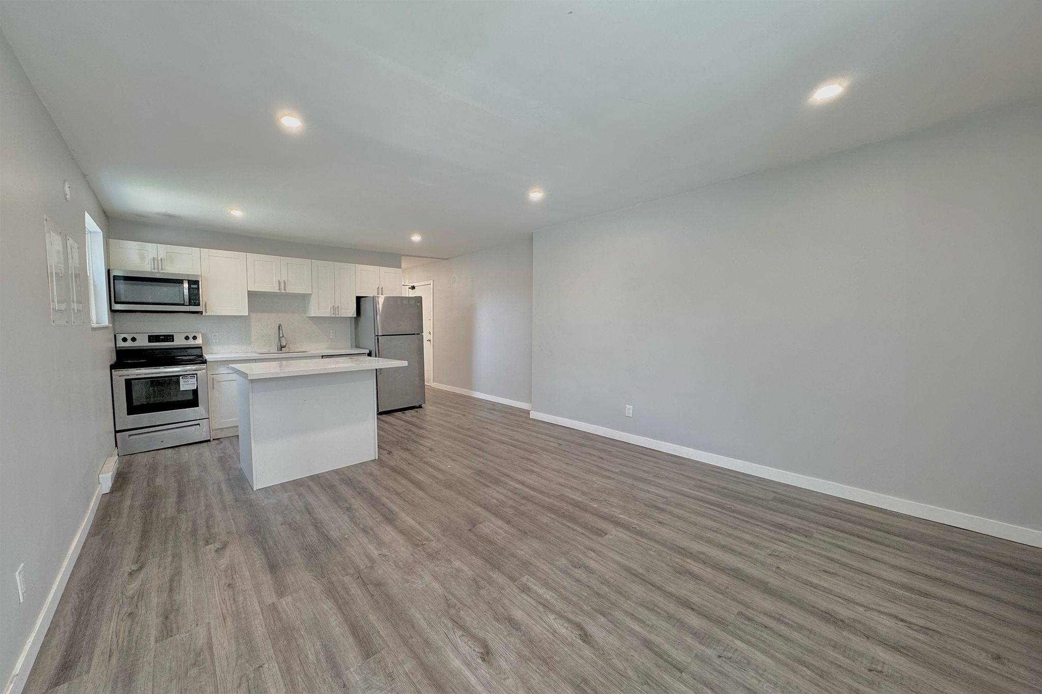 London South, ON N5Z 3T1,100 King Edward AVE #10