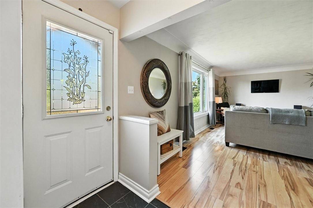 Hamilton, ON N3W 2G8,8554 HALDIBROOK RD